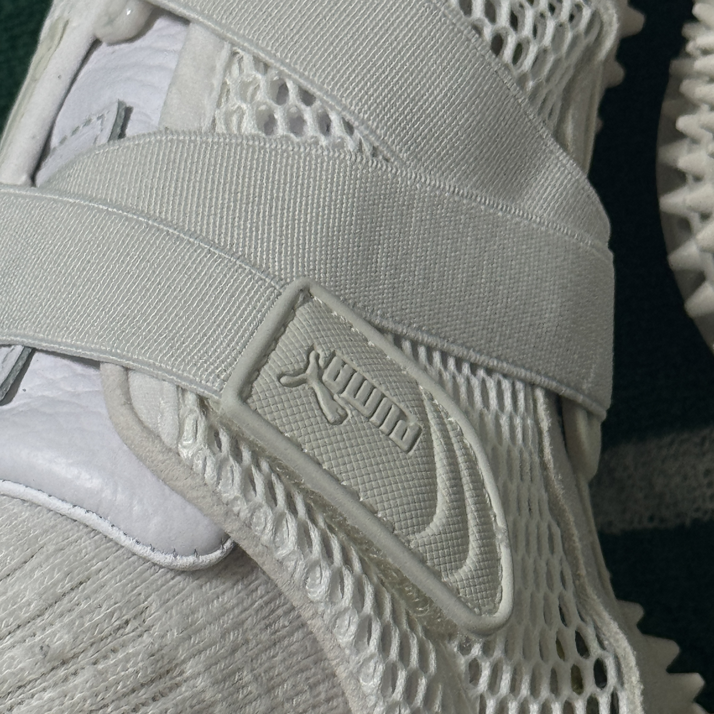 Puma Mostro Mesh Puma White Beige 착용 스타일 - 4