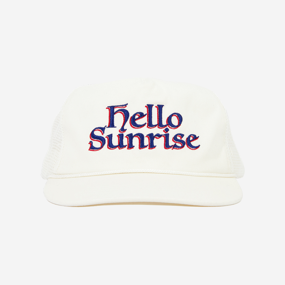 헬로 선라이즈 헤리티지 로고 릴랙스드 핏 5패널 캡 화이트(Hello Sunrise Heritage Logo Relaxed Fit 5P Cap White)