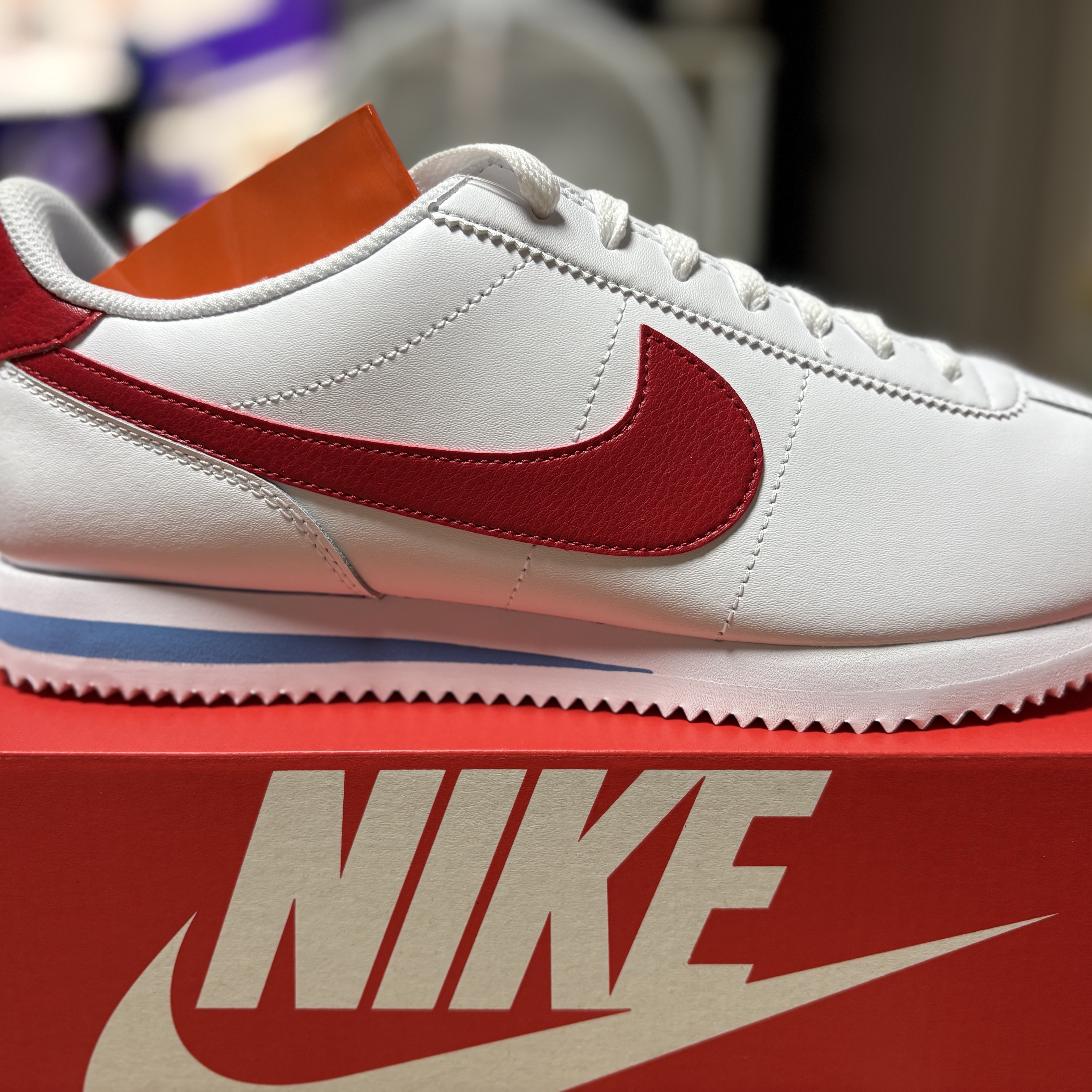 Nike Cortez White Varsity Blue 착용 스타일 - 3