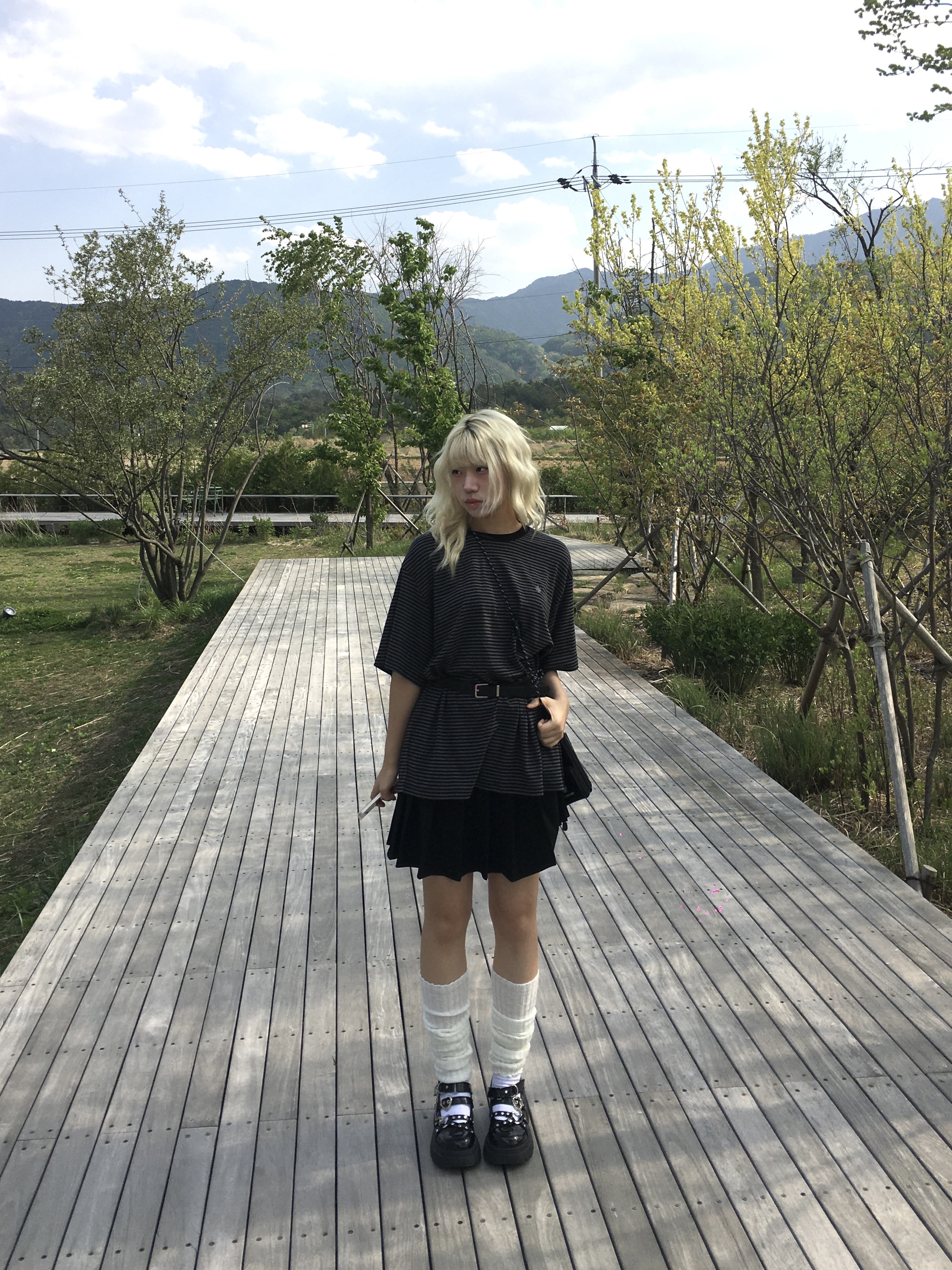 SLOW RECORD HOUSE Stripe Short Sleeve Black 착용 스타일 - 6