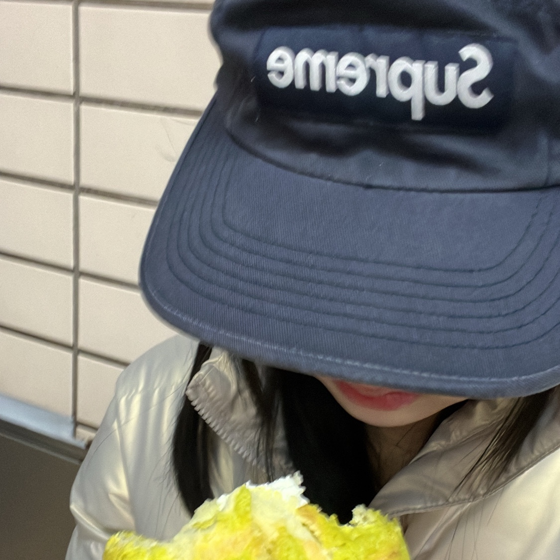Supreme Washed Chino Twill Camp Cap Navy - 24FW 착용 스타일 - 4
