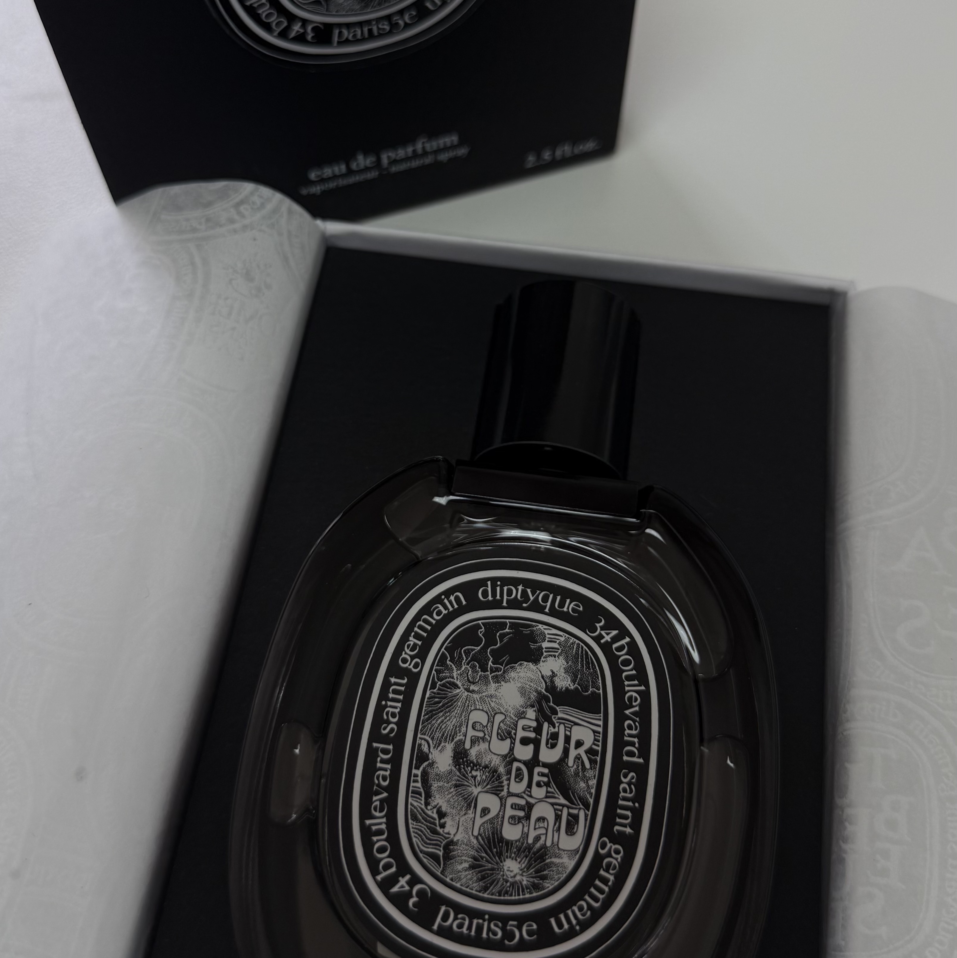 Diptyque Fleur De Peau Eau De Parfum 75ml 착용 스타일