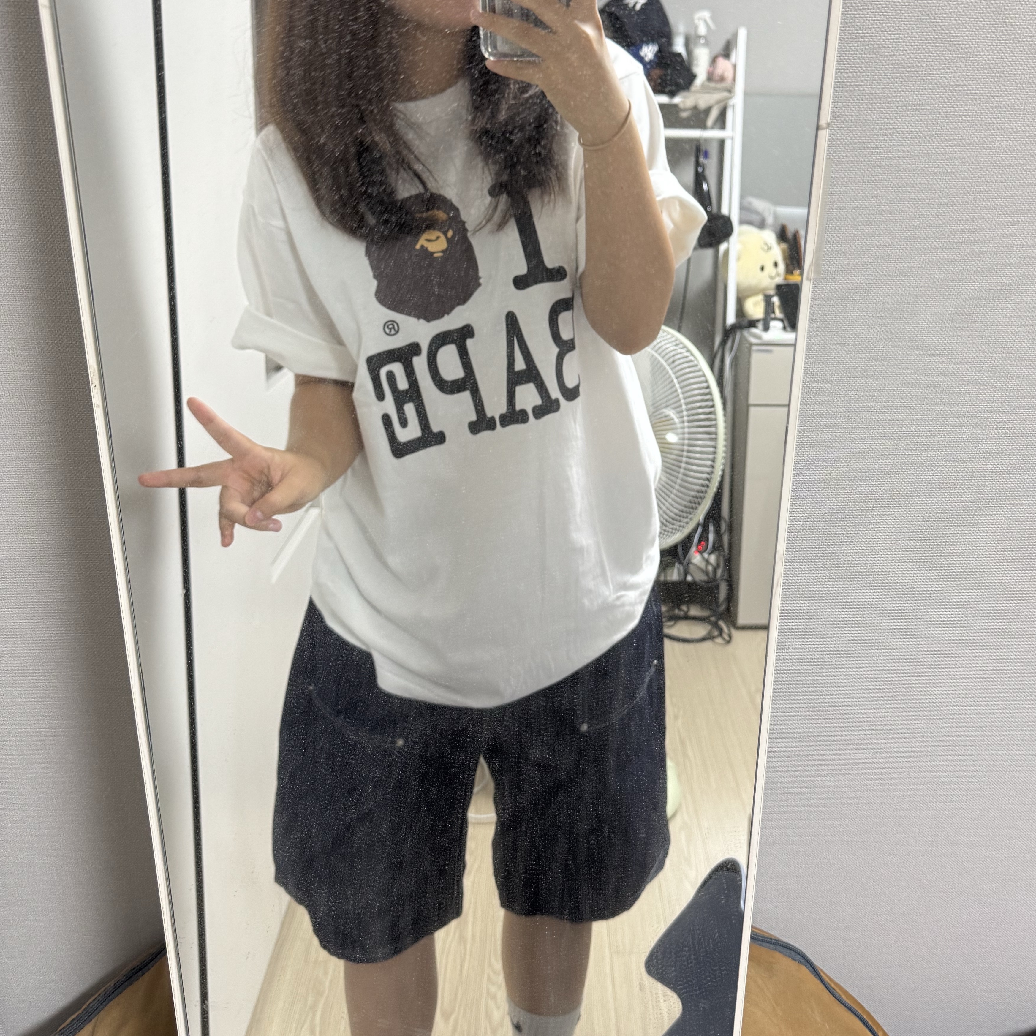 BAPE I Love BAPE T-Shirt White 착용 스타일