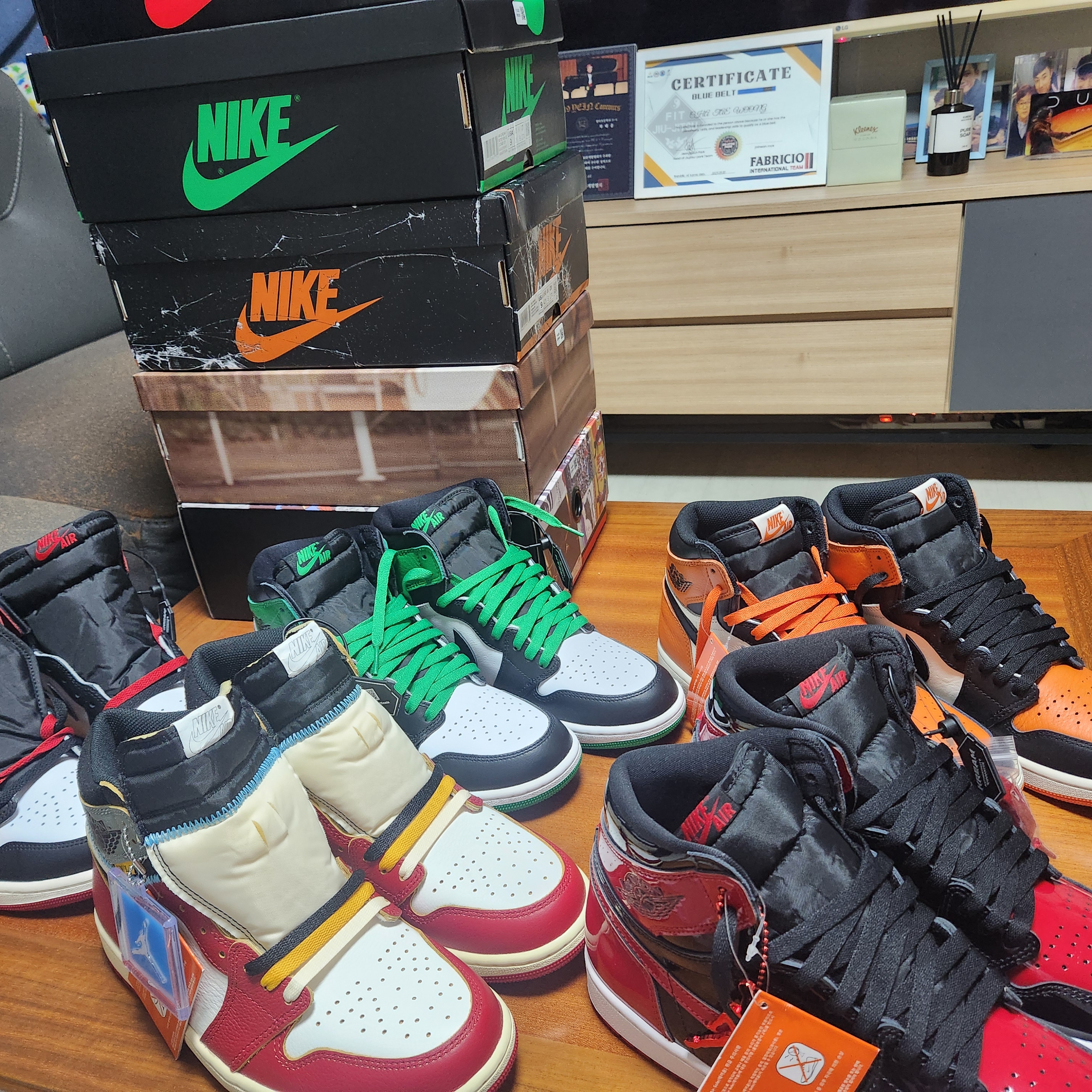Jordan 1 x Union Retro High OG Chicago Shadow, Jordan 1 Retro High OG Black Toe 착용 스타일