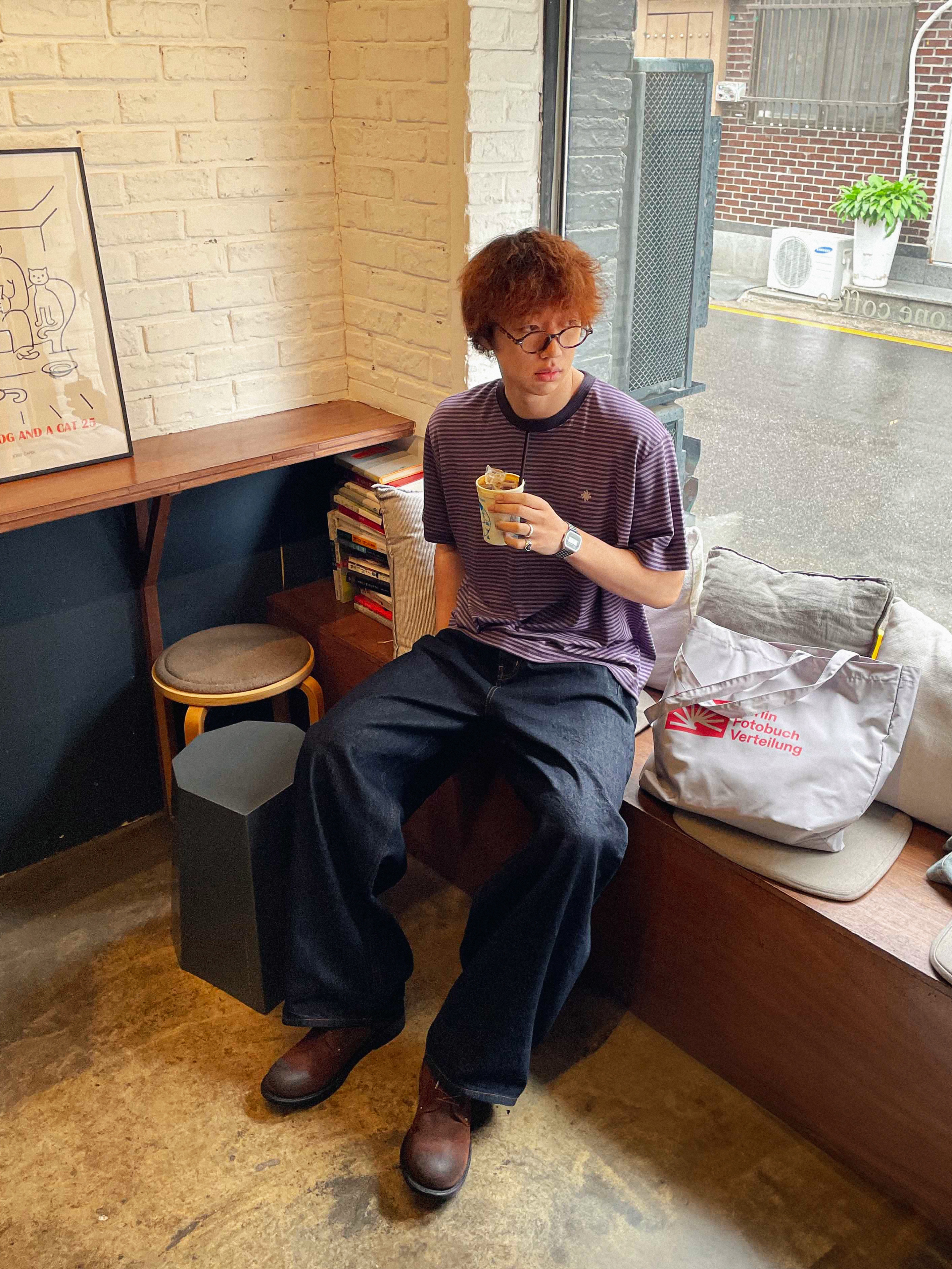 SLOW RECORD HOUSE Stripe Short Sleeve Purple 착용 스타일 - 2