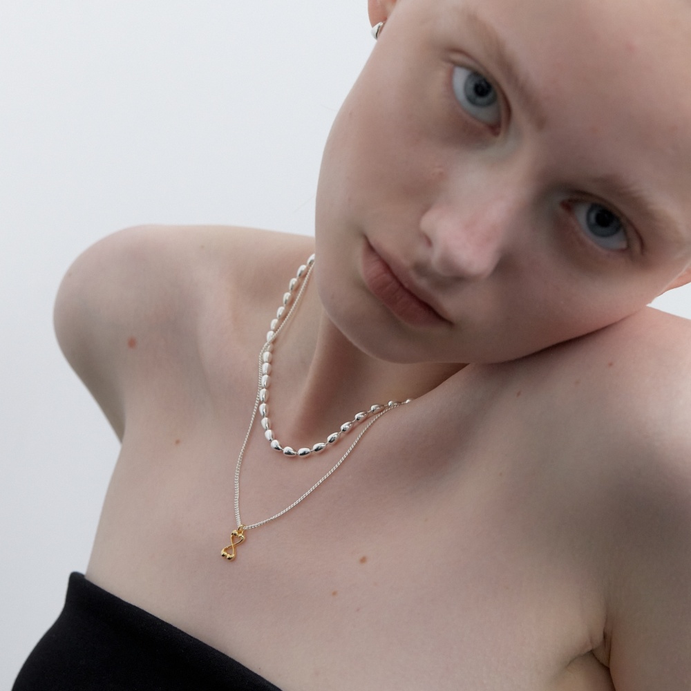 러브미몬스터 모래시계 몬트 체인목걸이 골드(lovememonster Hourglass Mont Chain Necklace Gold) - 3