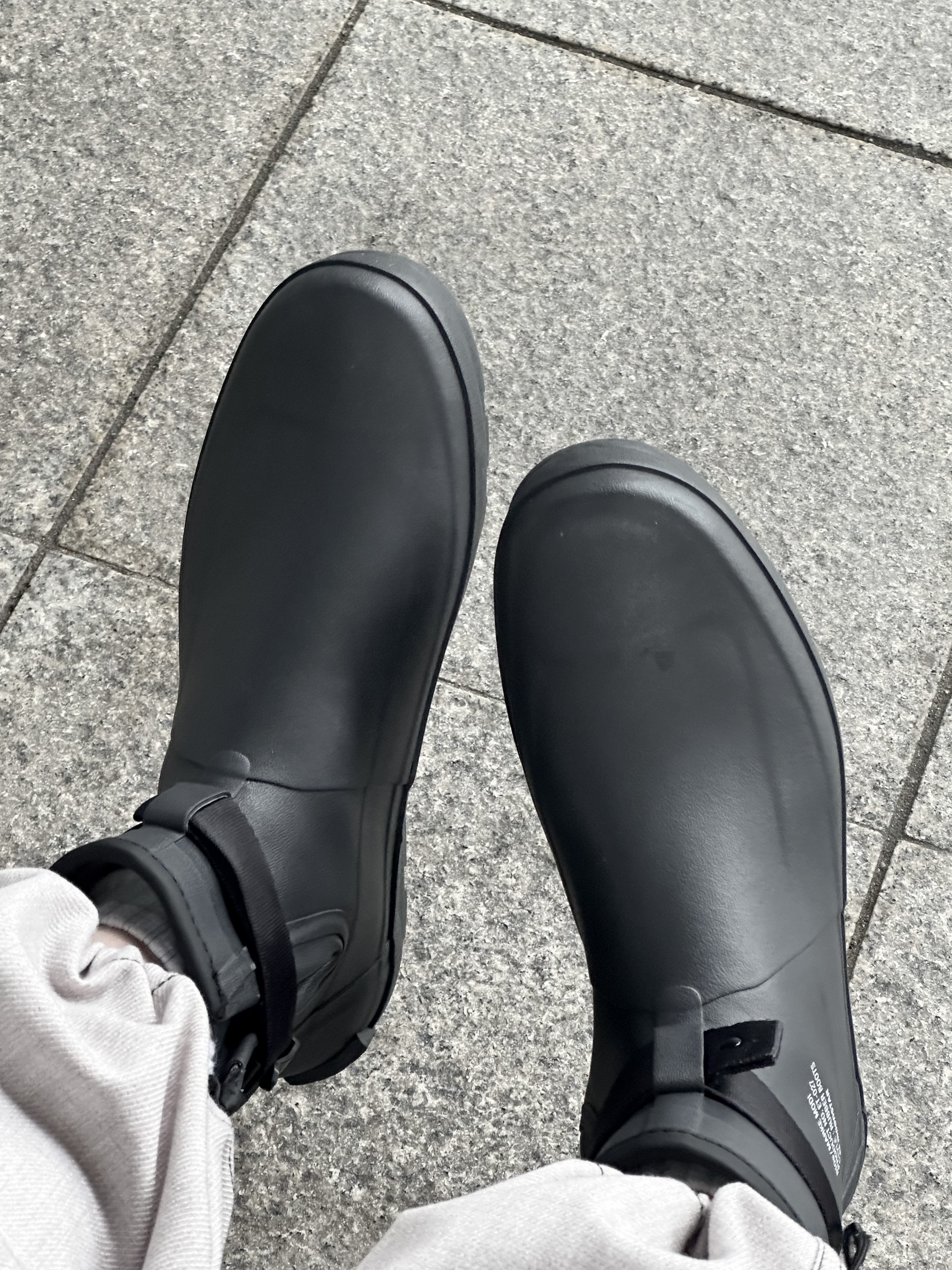 Moonstar 810s ET027 Marke Modi Charcoal 착용 스타일