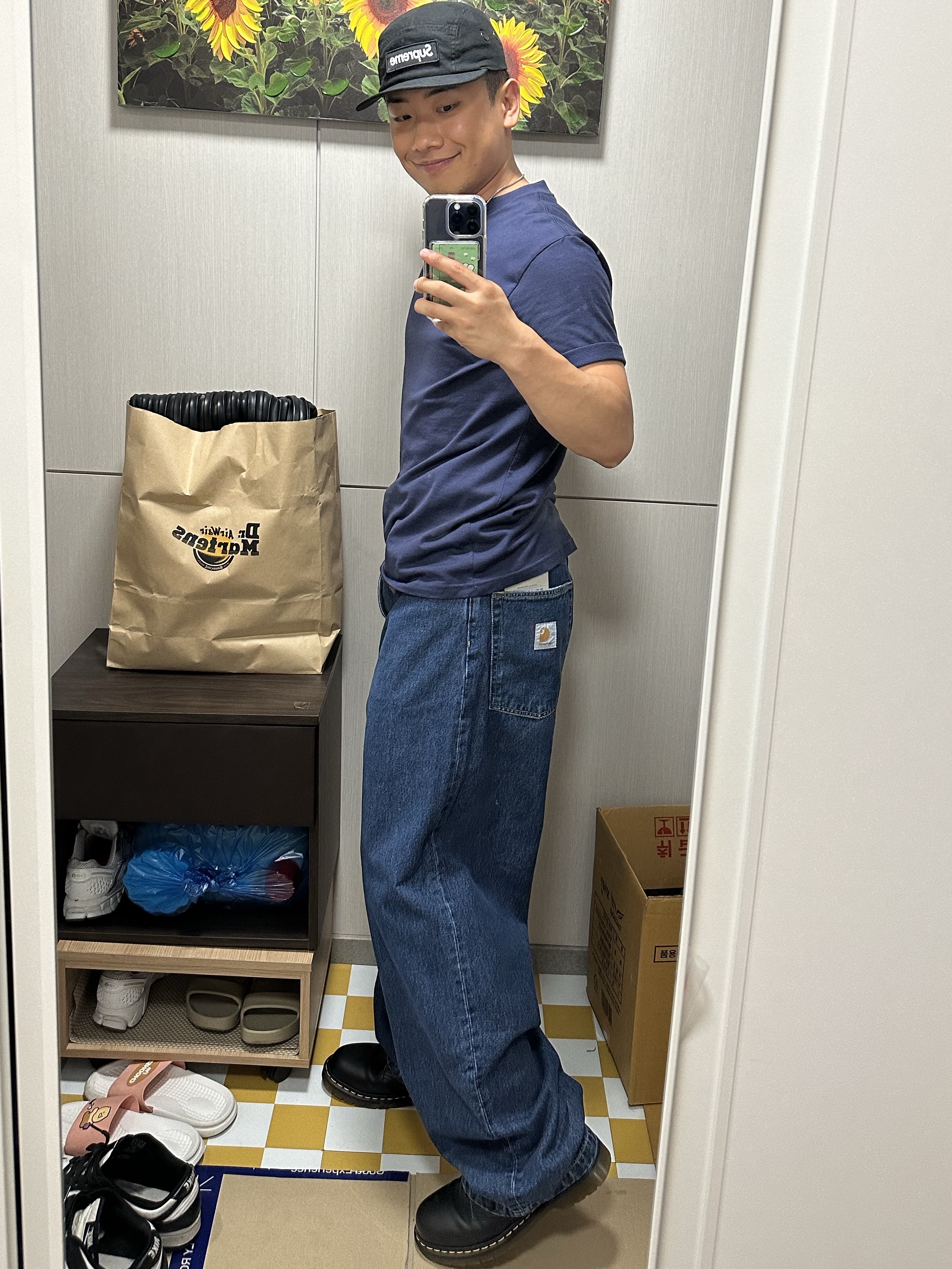 Supreme Military Camp Cap Black - 25SS, Carhartt WIP Brandon Pants Blue Stone Washed 착용 스타일 - 1