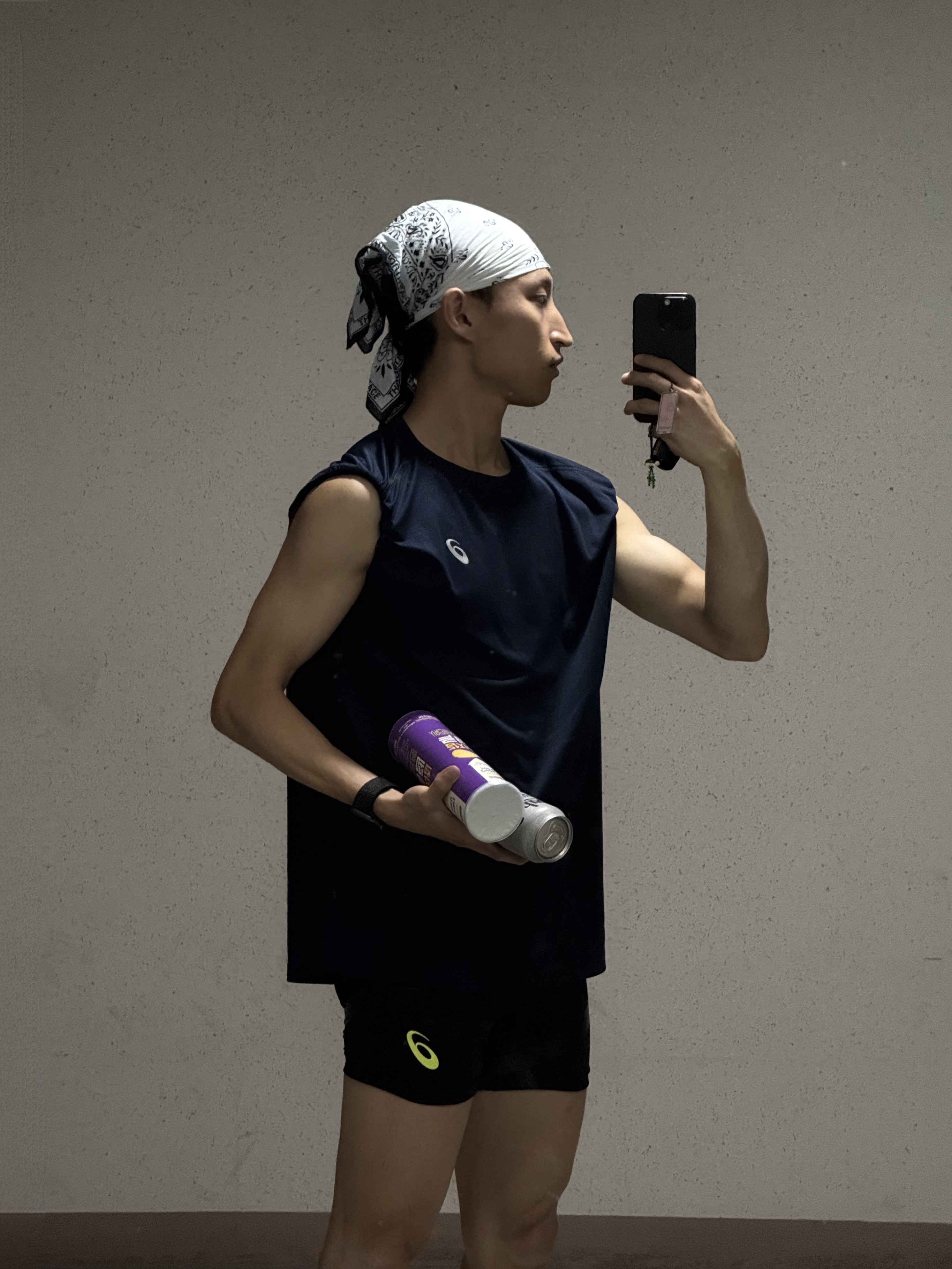 Asics Graphic Short Tights Black, Nike Air Zoom Rival Sail Fierce Pink 착용 스타일 - 1