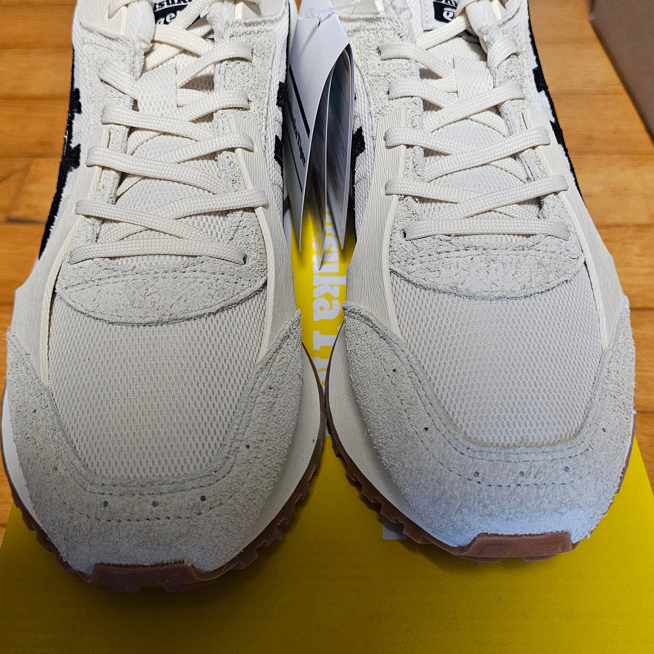Onitsuka Tiger Moage Co Cream Black 착용 스타일