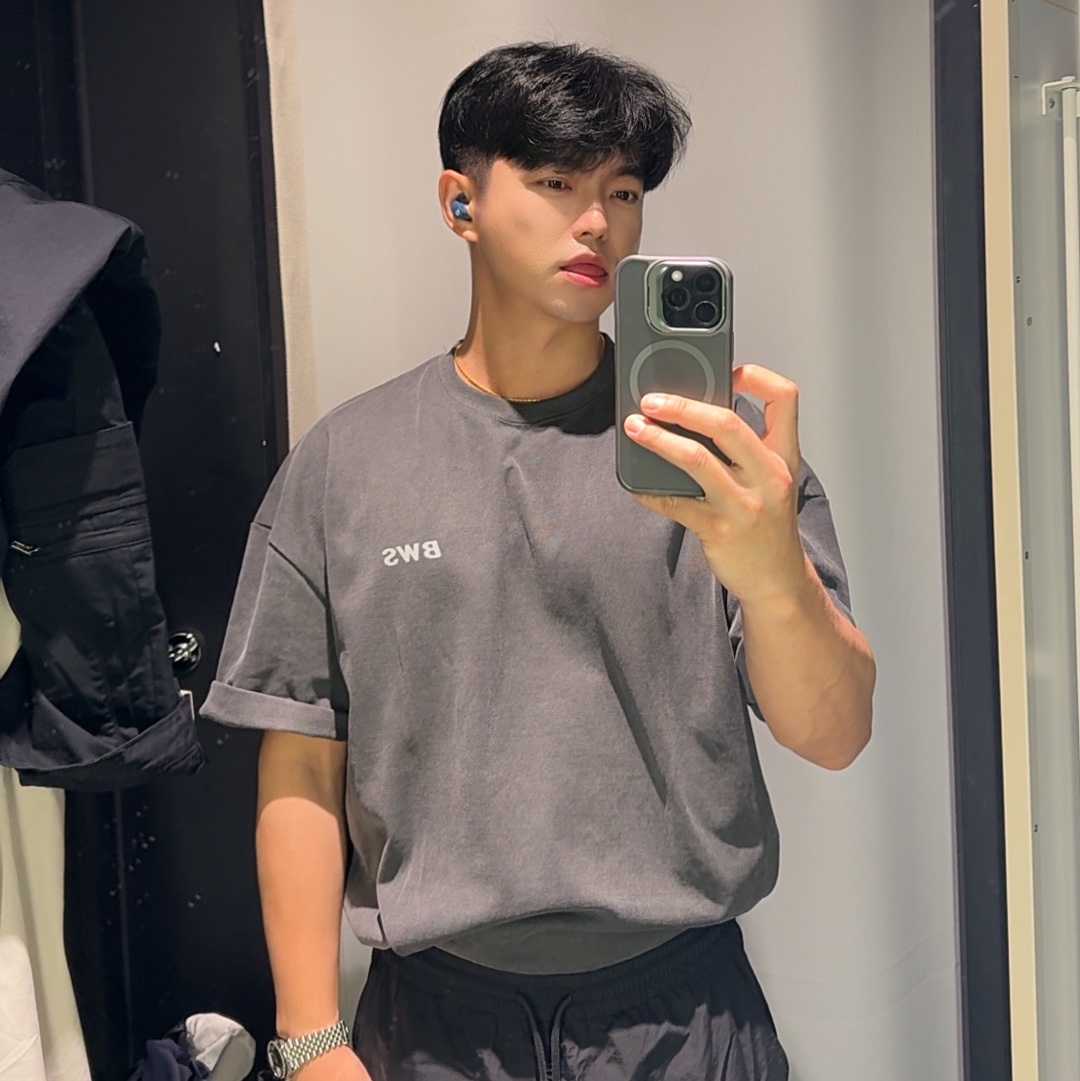 Adidas Parachute Pants Black - KR Sizing 착용 스타일 - 3