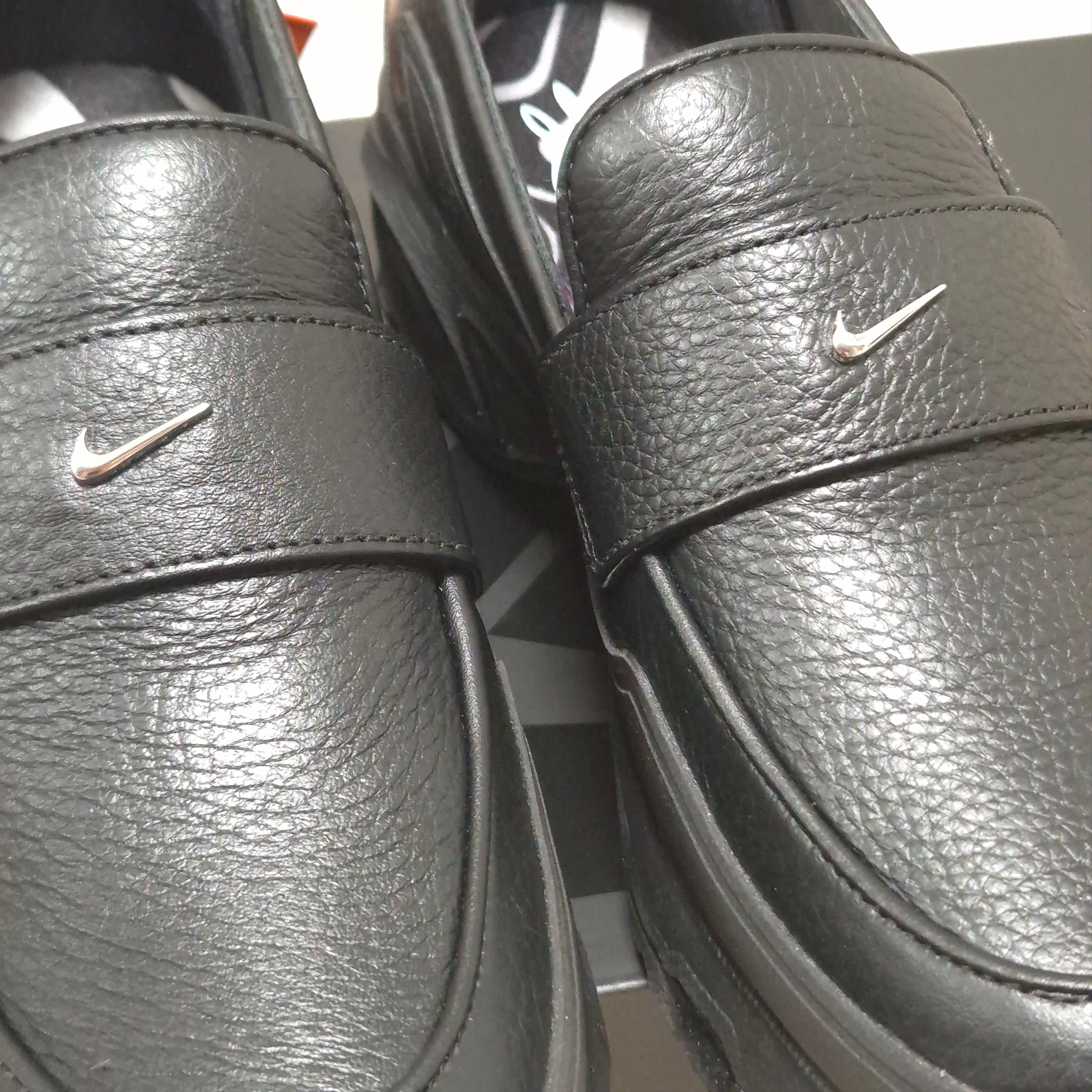 (W) Nike x SWDC Air Max Phenomena Black Metallic Silver 착용 스타일 - 1