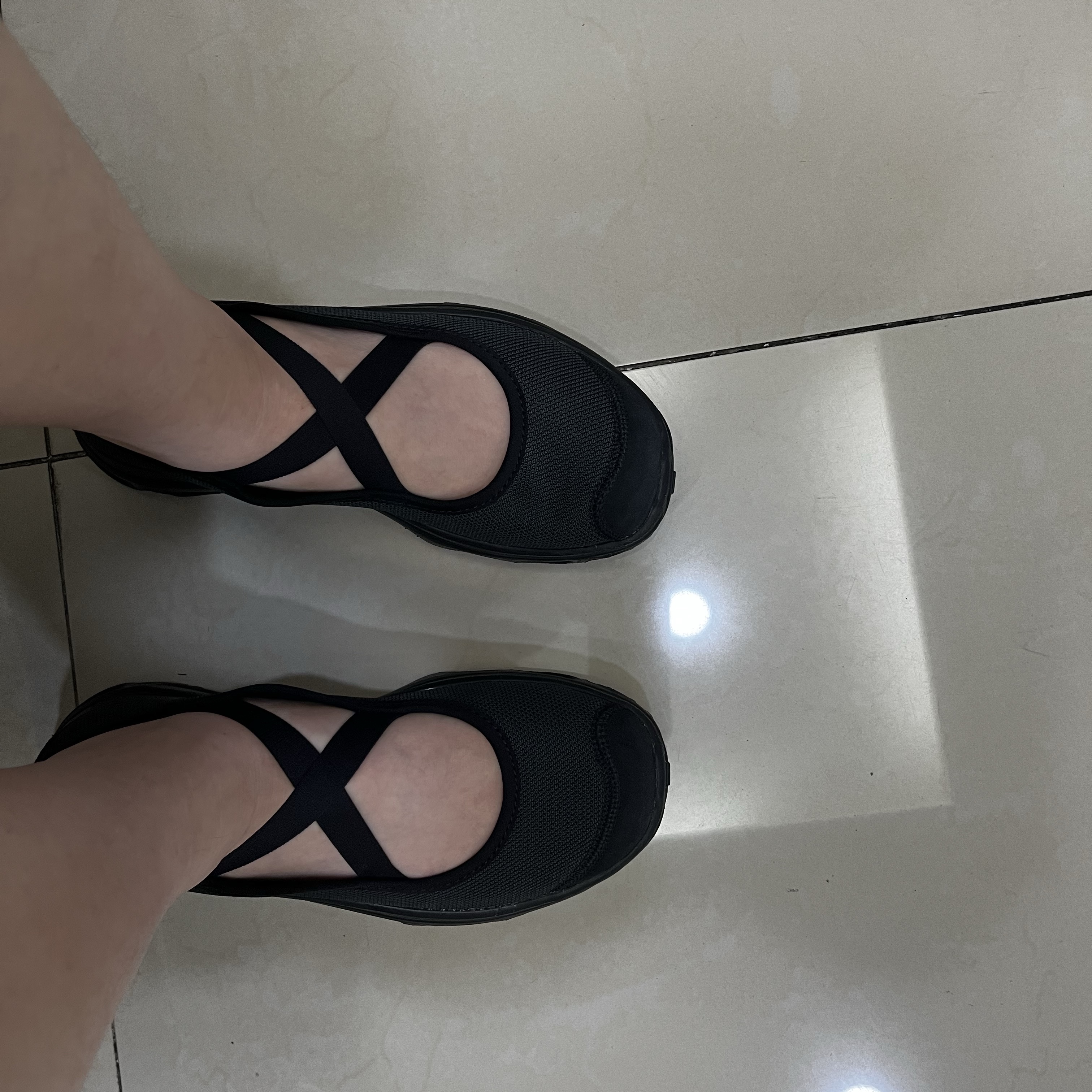 Salomon x Sandy Liang RX Marie Jeanne Black 착용 스타일