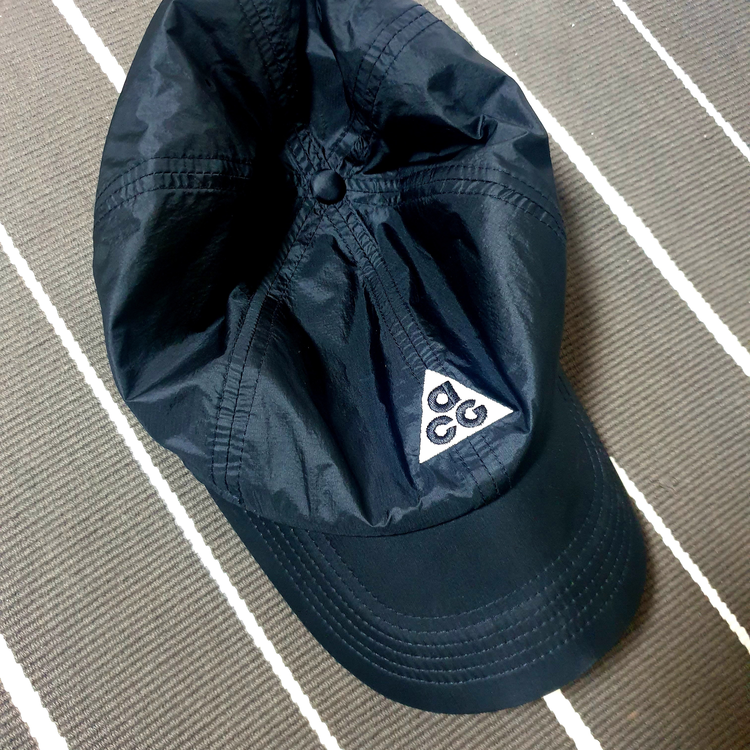 Nike ACG Trail Cap Black 착용 스타일