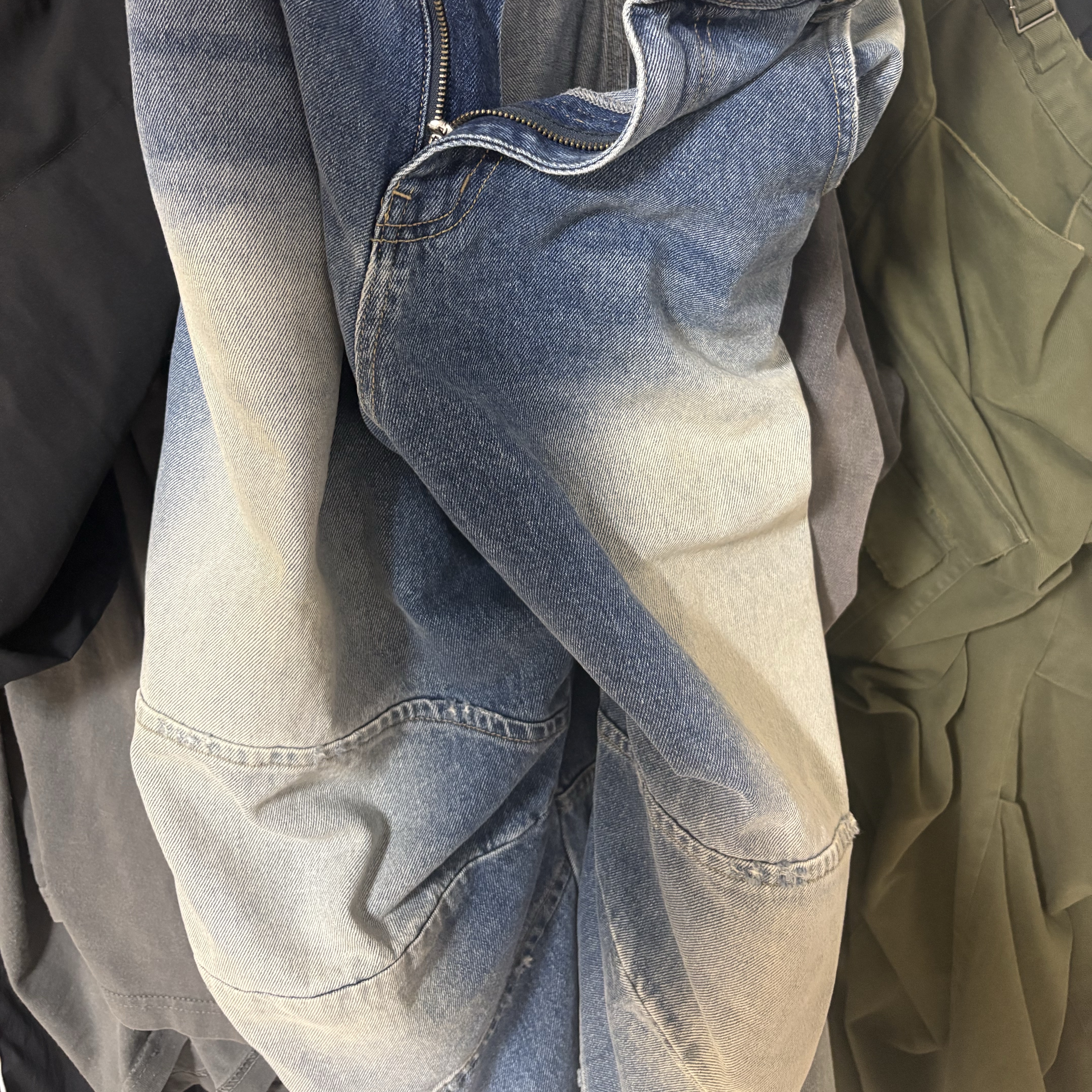 MJD 3D Knee Denim Pants Blue 착용 스타일