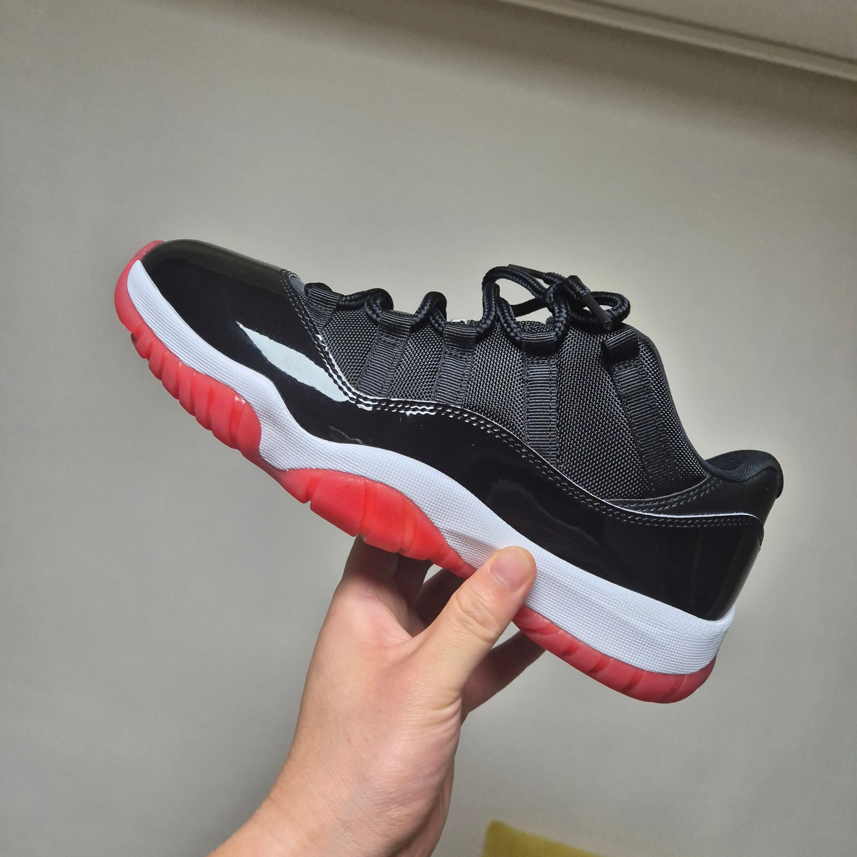 Jordan 11 Retro Low Bred 2025 착용 스타일