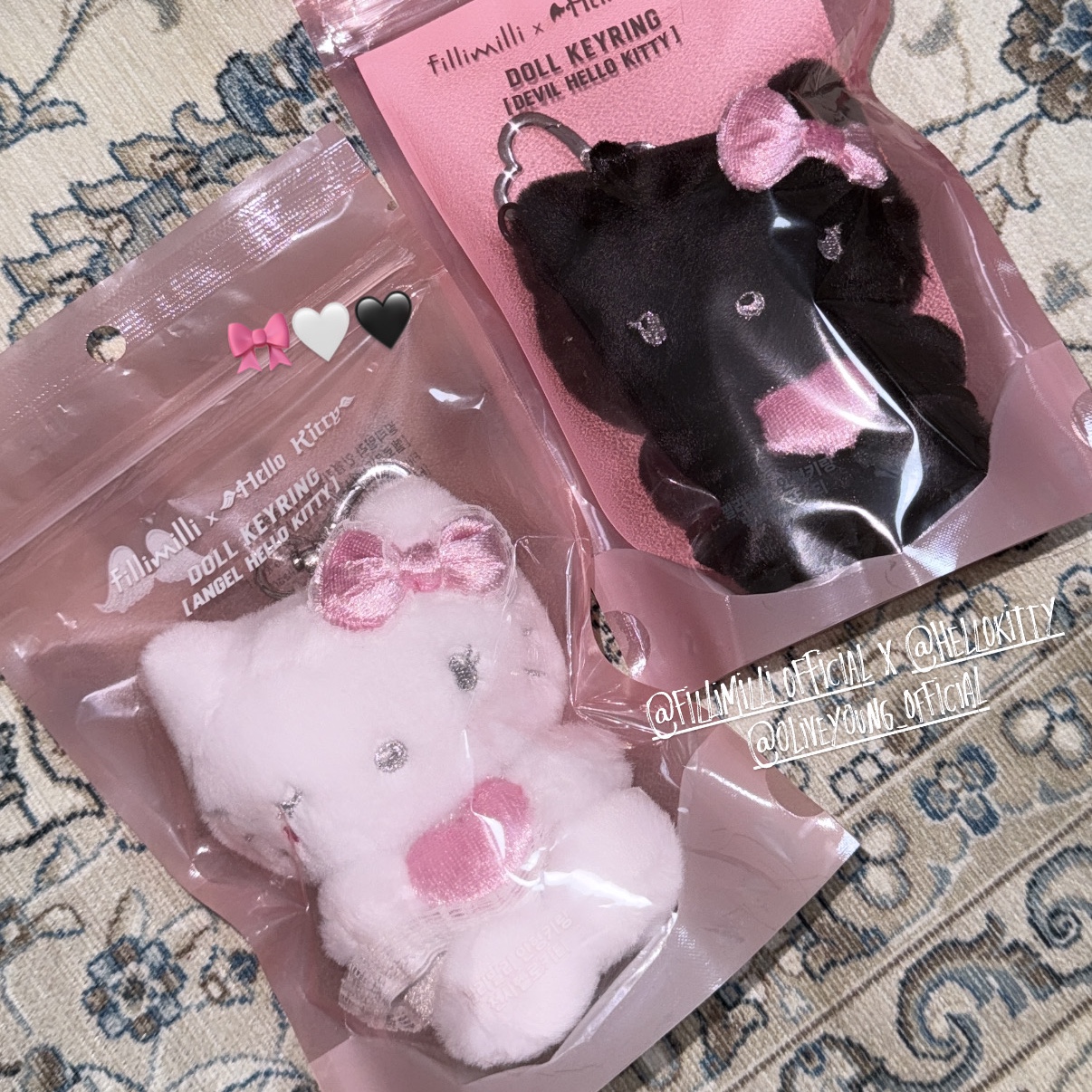Sanrio x Fillimilli Hello Kitty Angels and Devils Doll Keyring Devil, Sanrio x Fillimilli Hello Kitty Angels and Devils Doll Keyring Angel 착용 스타일