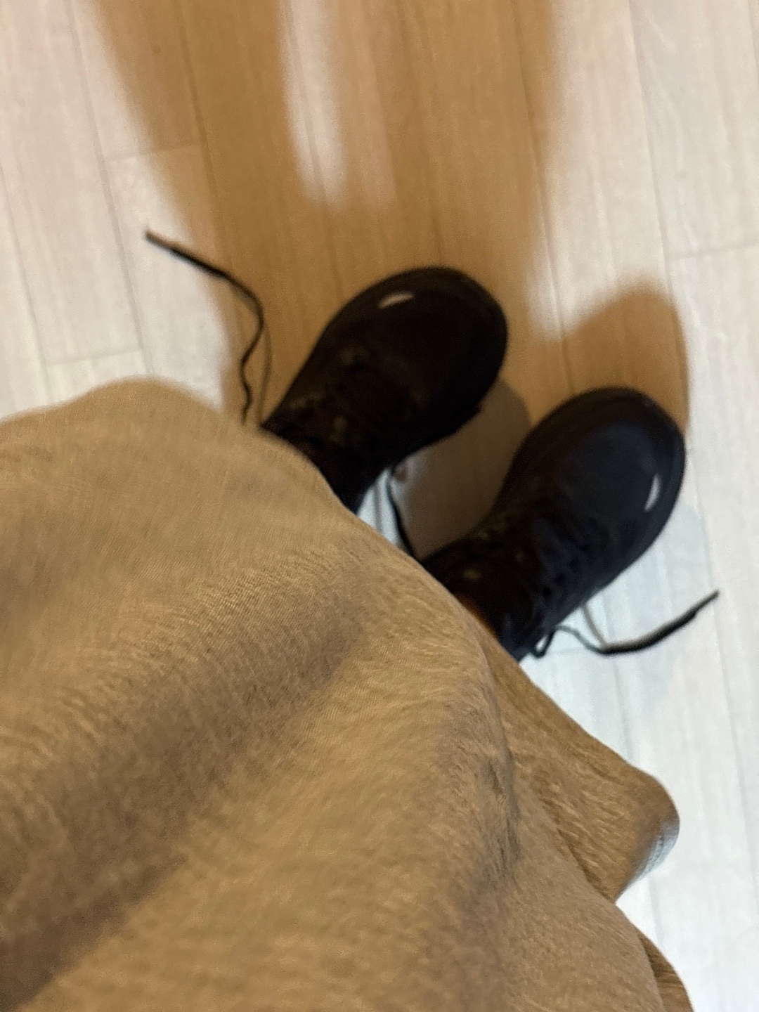 (W) Hoka Bondi 9 Black - Regular 착용 스타일 - 4