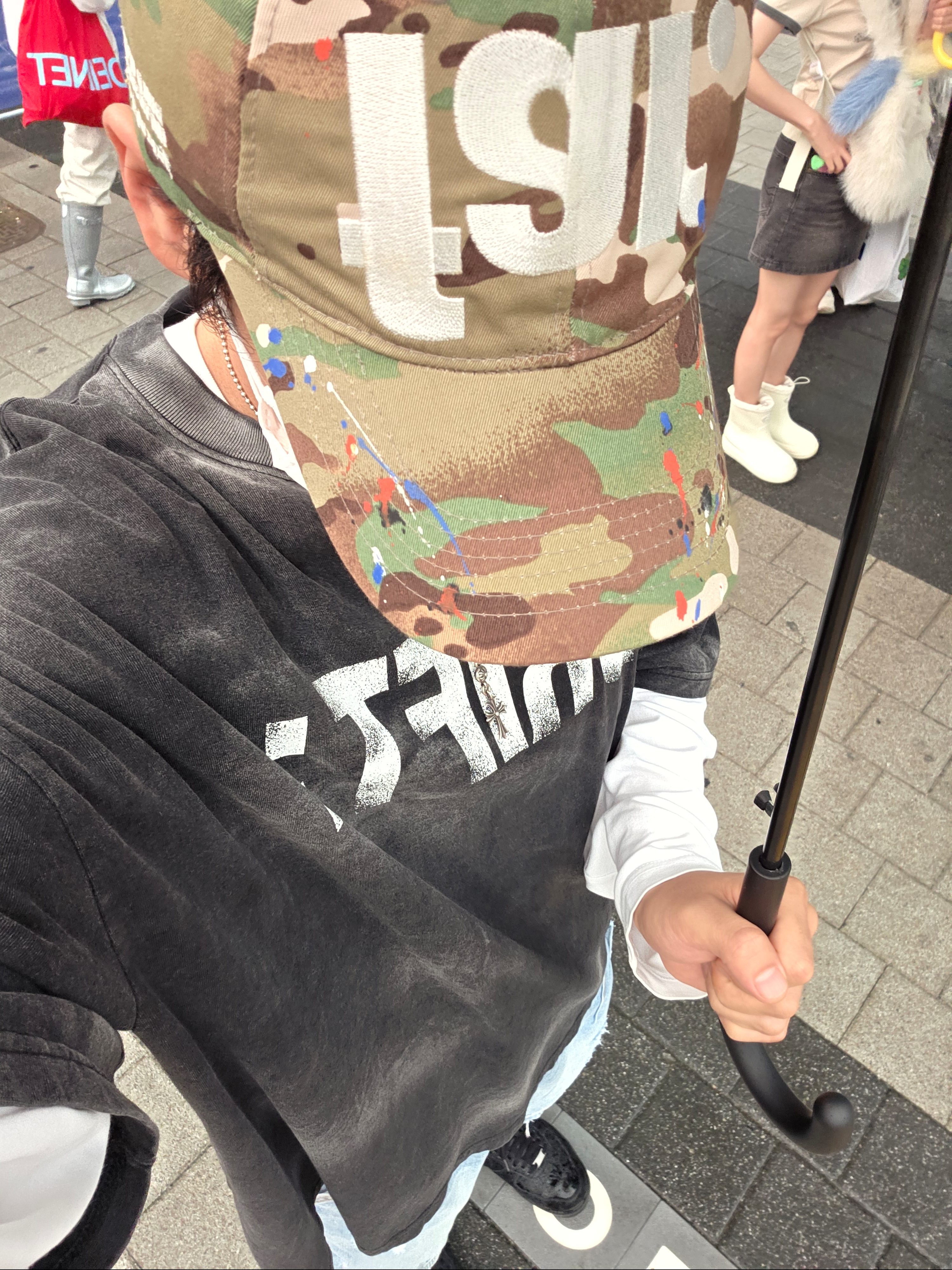 Farfromwhat Far Layered Work Shorts Pants Blue, Farfromwhat Far Wahsed Drift T-Shirt Black 착용 스타일
