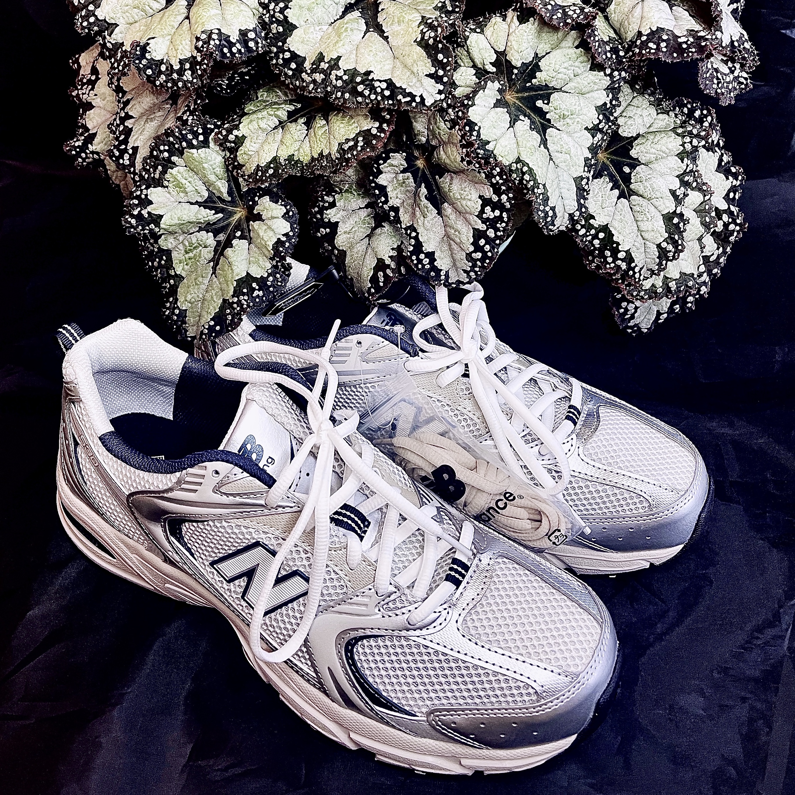 New Balance 530 Steel Grey 착용 스타일 - 2