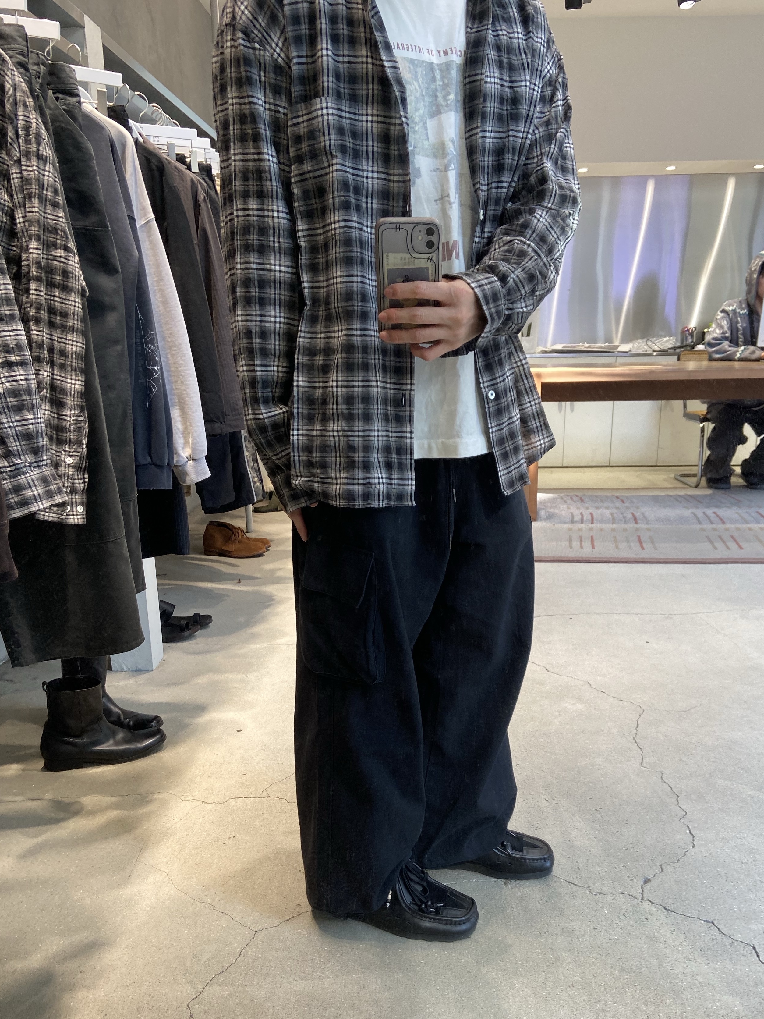 [프리오더] Polyteru Wallabee Shoes Star Leather Black, Polyteru Human Index Index Cargo Pants Black 착용 스타일