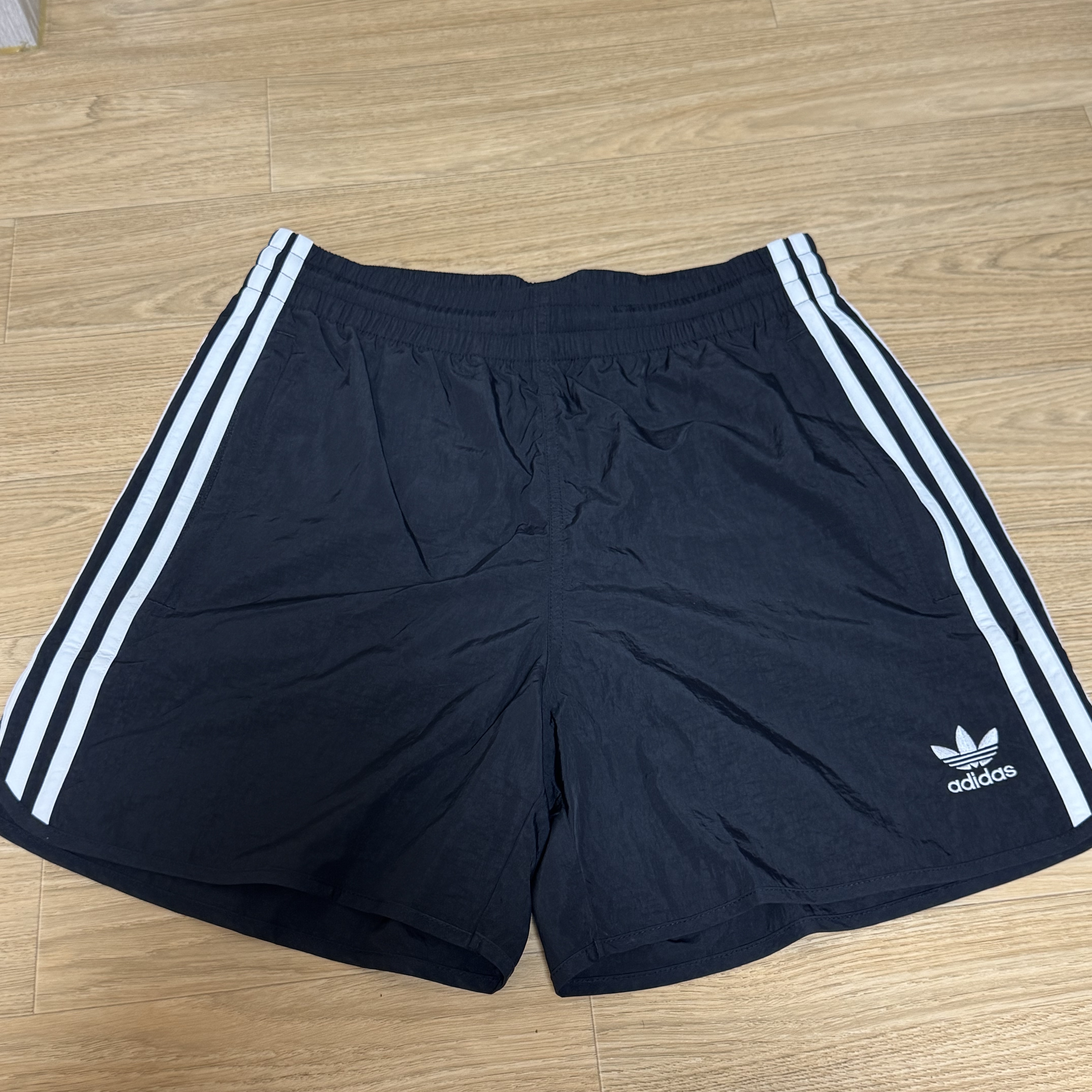 Adidas Adicolor Classic Sprinter Shorts Black - KR Sizing 착용 스타일