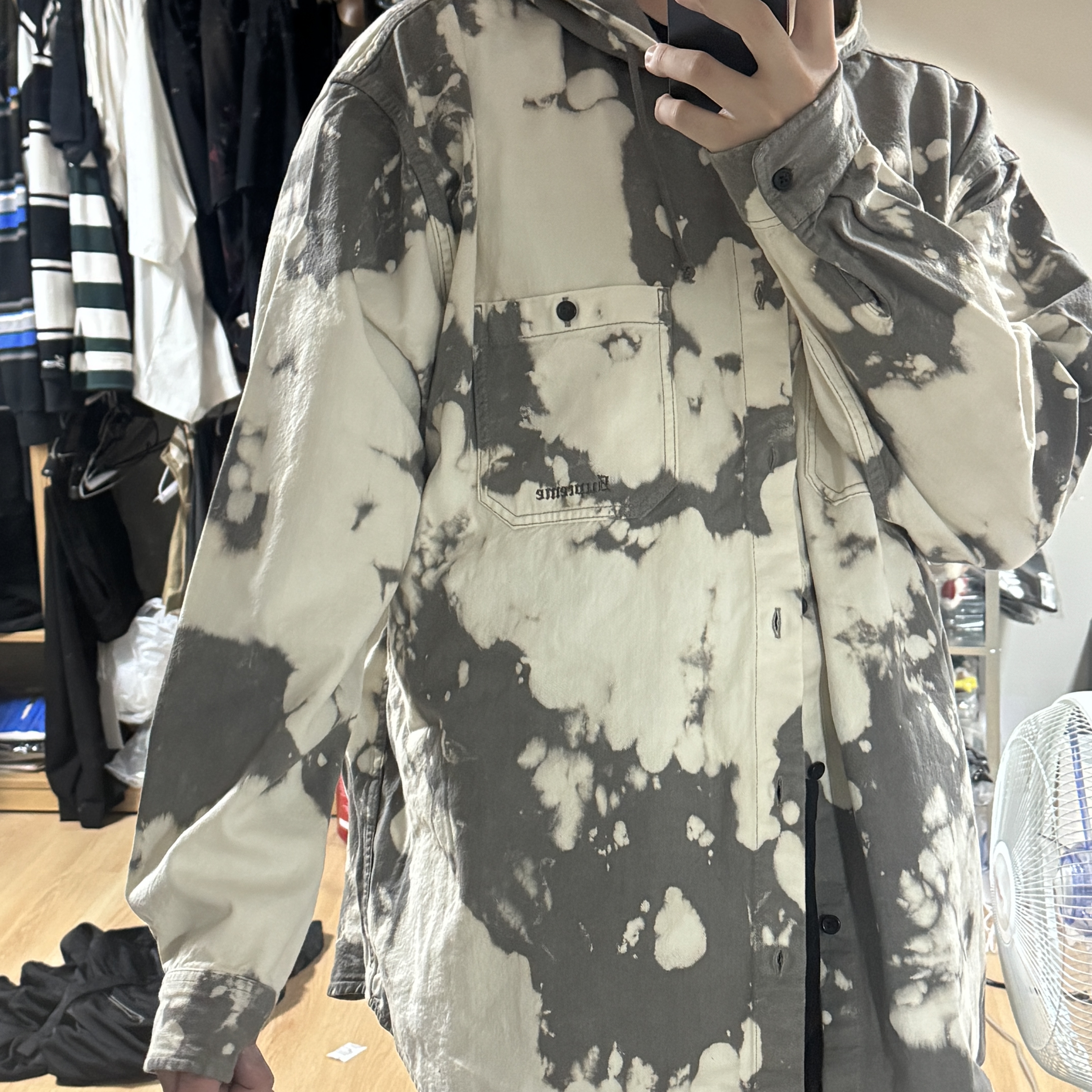Supreme Hooded Denim Shirt Bleached - 25SS 착용 스타일