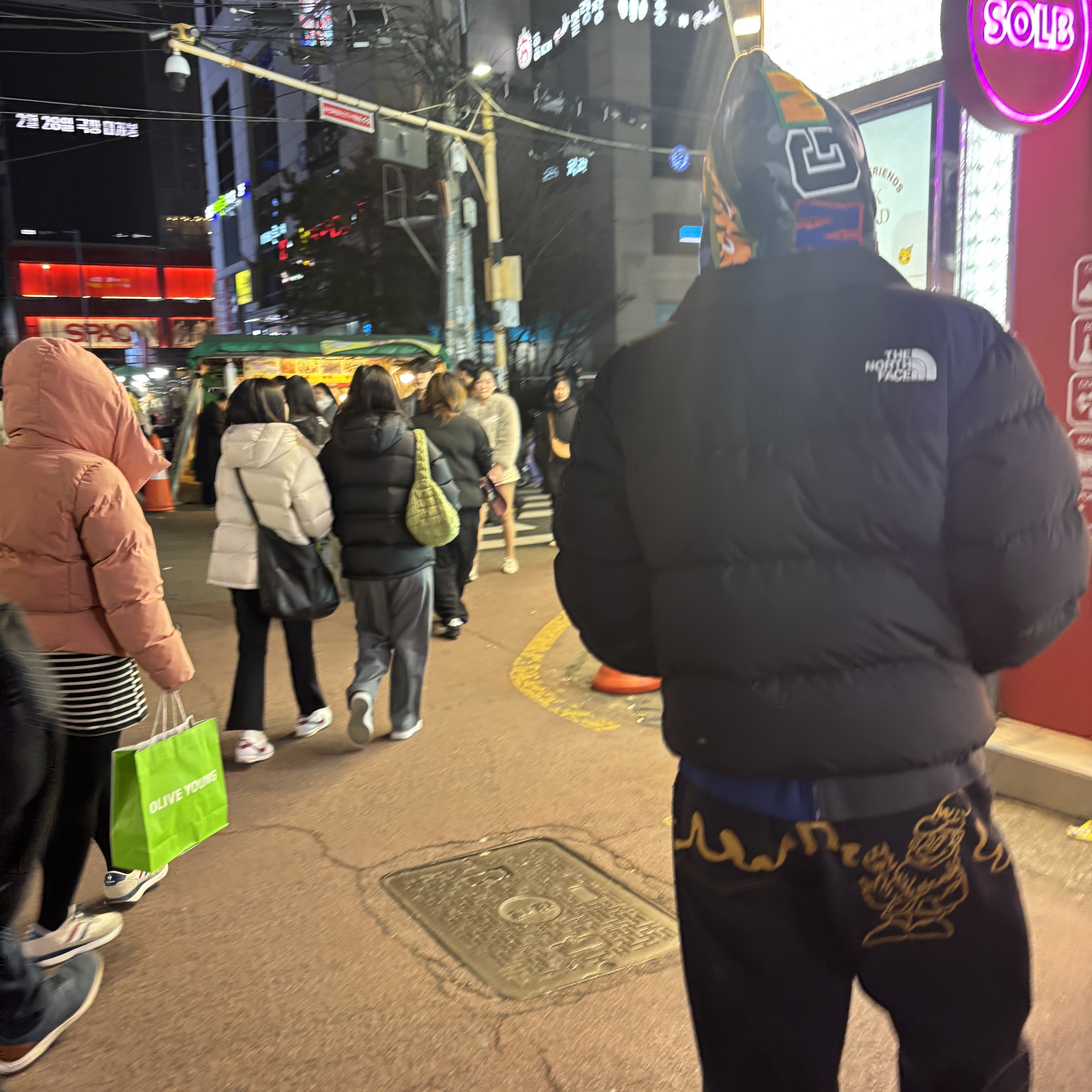 BAPE Color Camo Separate Shark Full Zip Hoodie Black Navy 착용 스타일 - 1