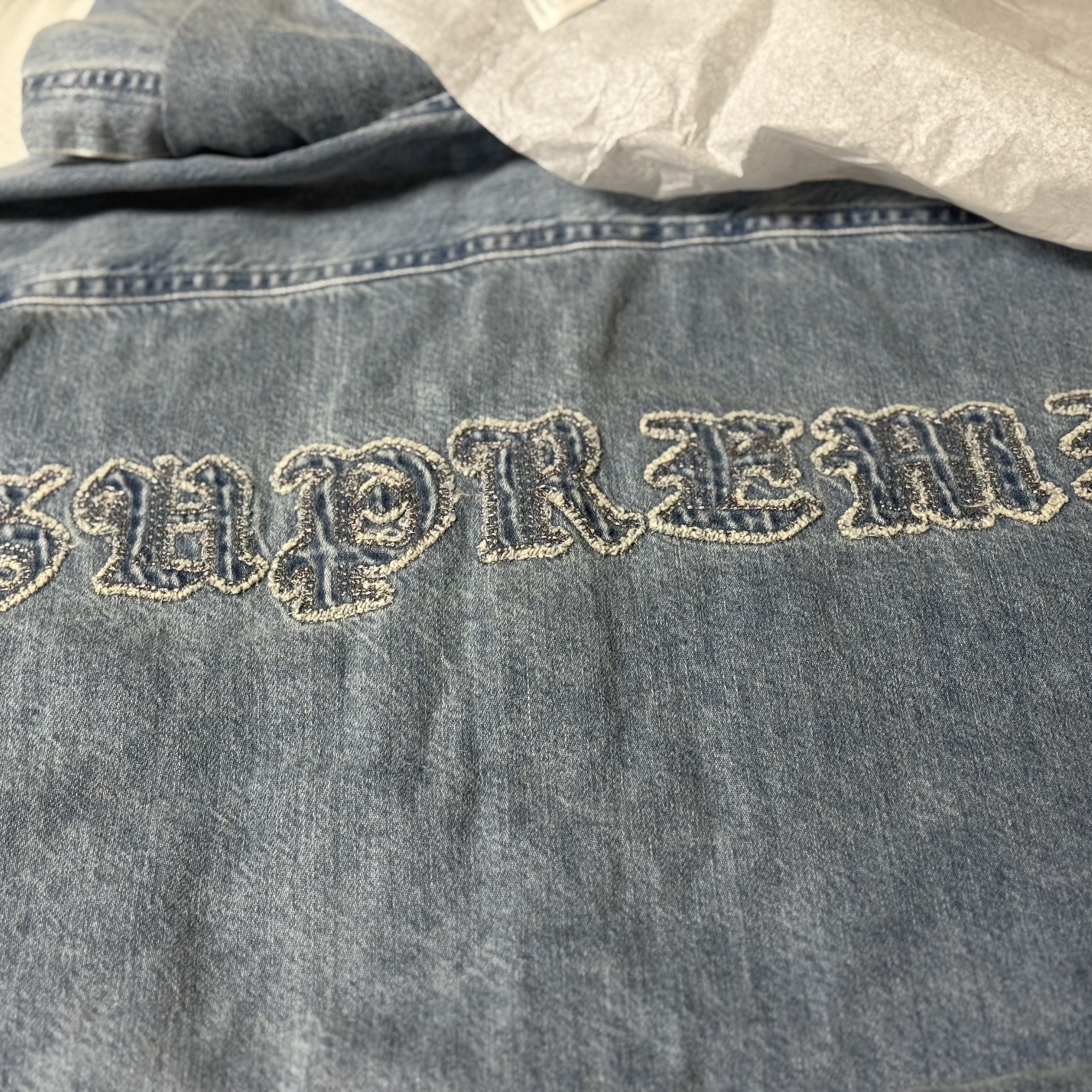Supreme Hooded Denim Shirt Washed Indigo - 25SS 착용 스타일 - 3