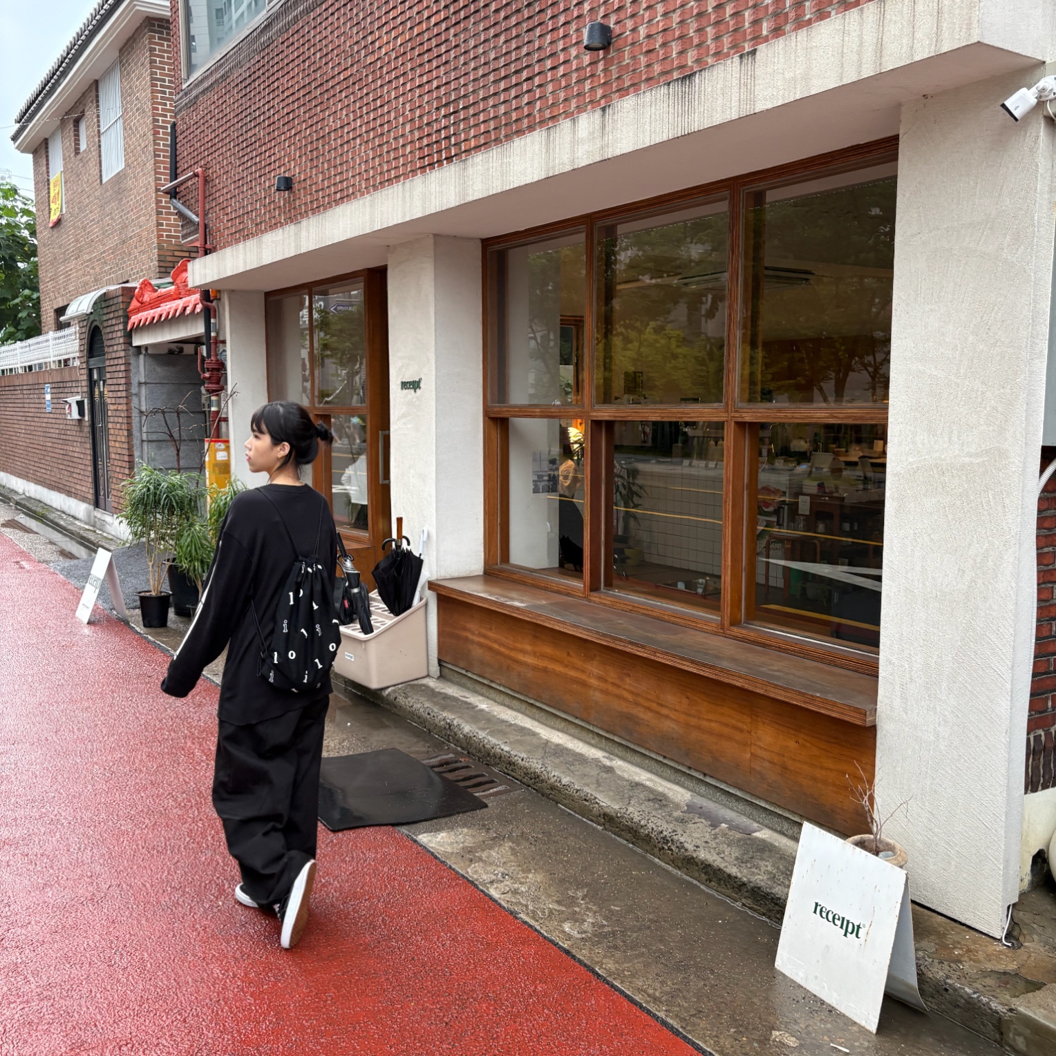 Vans Skate Half Cab Black, Supreme Hanes Bones Thermal Crew Black (1 Pack) 착용 스타일 - 1