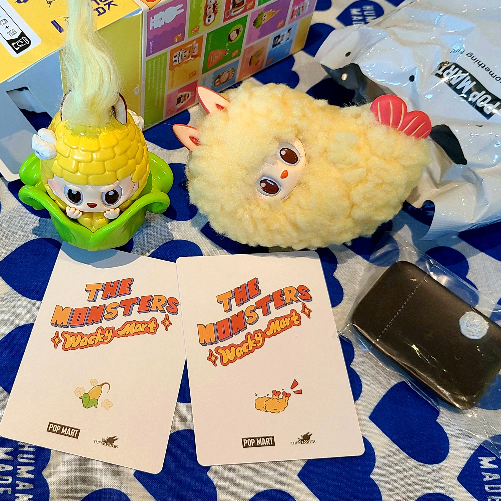 Pop Mart Labubu The Monsters Wacky Mart Series Figures Fried Shrimp (Opened Case), Pop Mart Labubu The Monsters Wacky Mart Series Figures Corn (Opened Case) 착용 스타일 - 2
