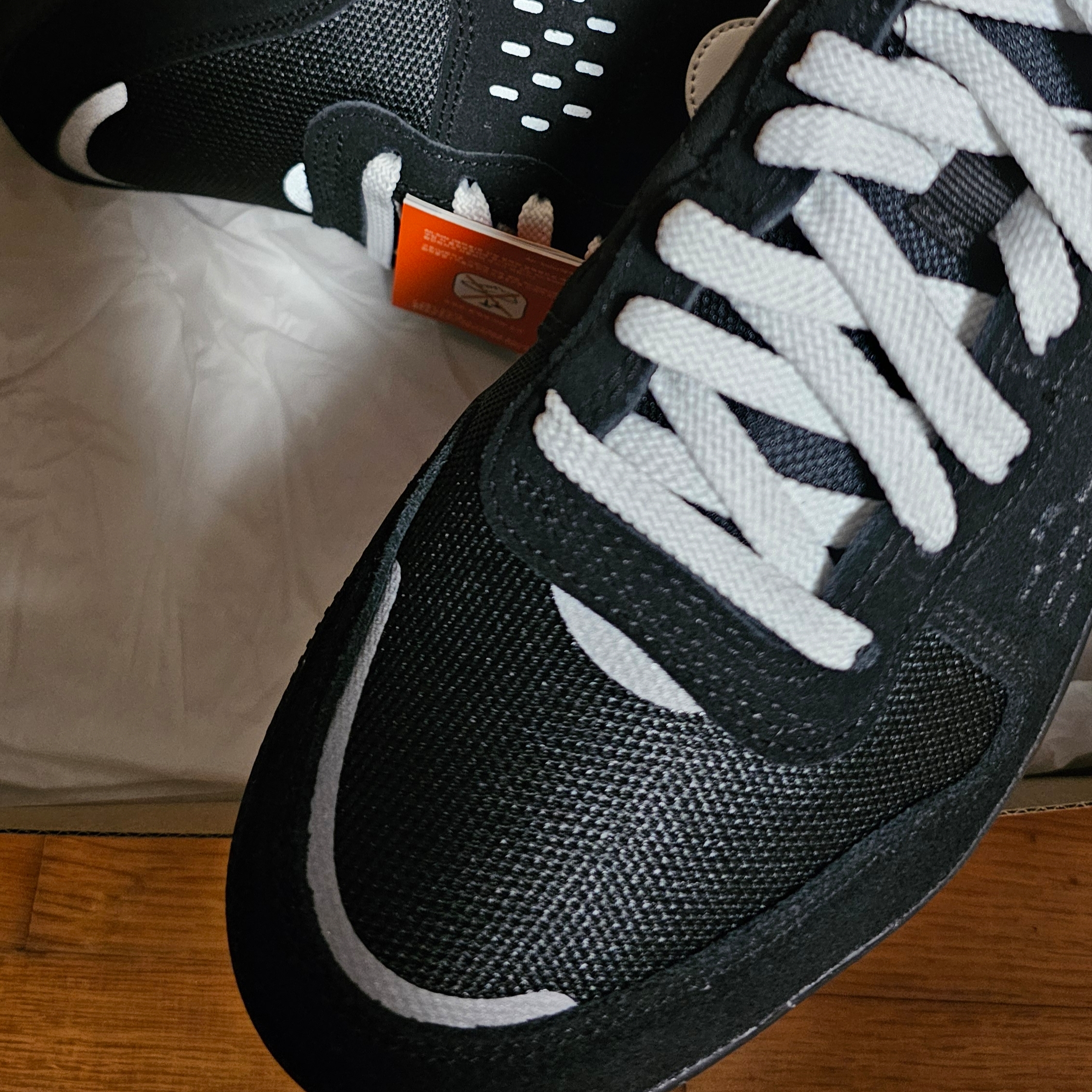 Nike C1TY Black Stadium Green 착용 스타일