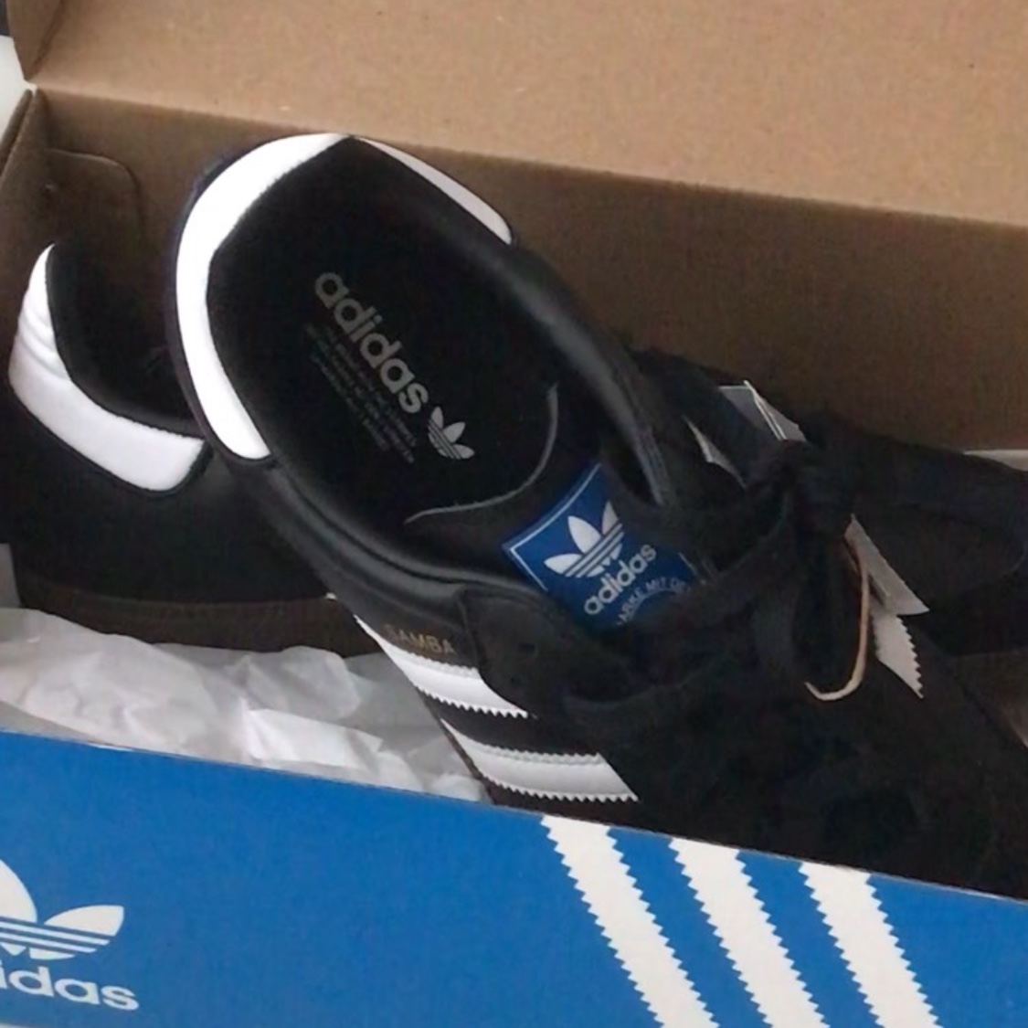 Adidas Samba OG Black White Gum 착용 스타일