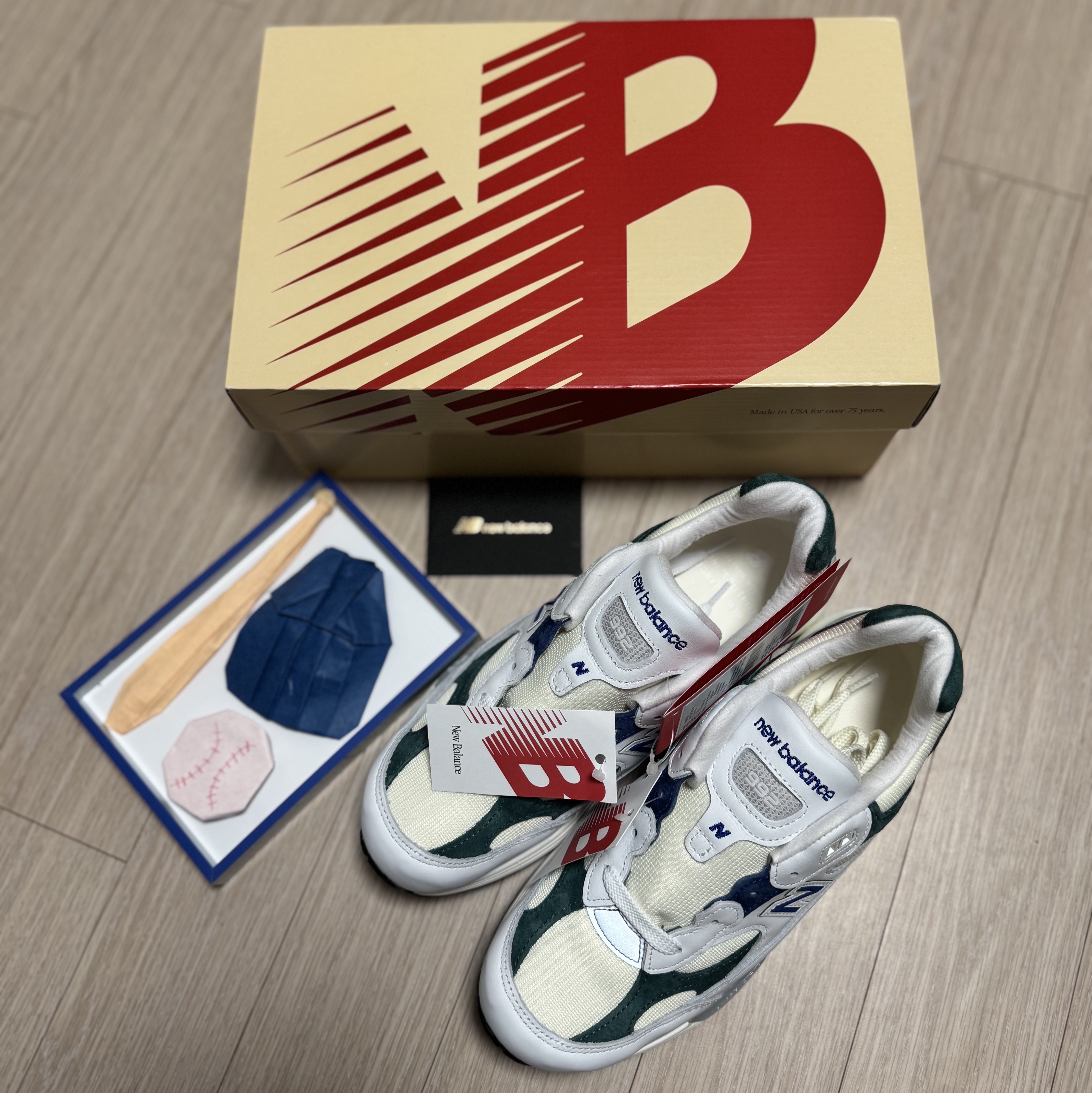 New Balance 992 Made in USA Marsh Green 착용 스타일 - 9