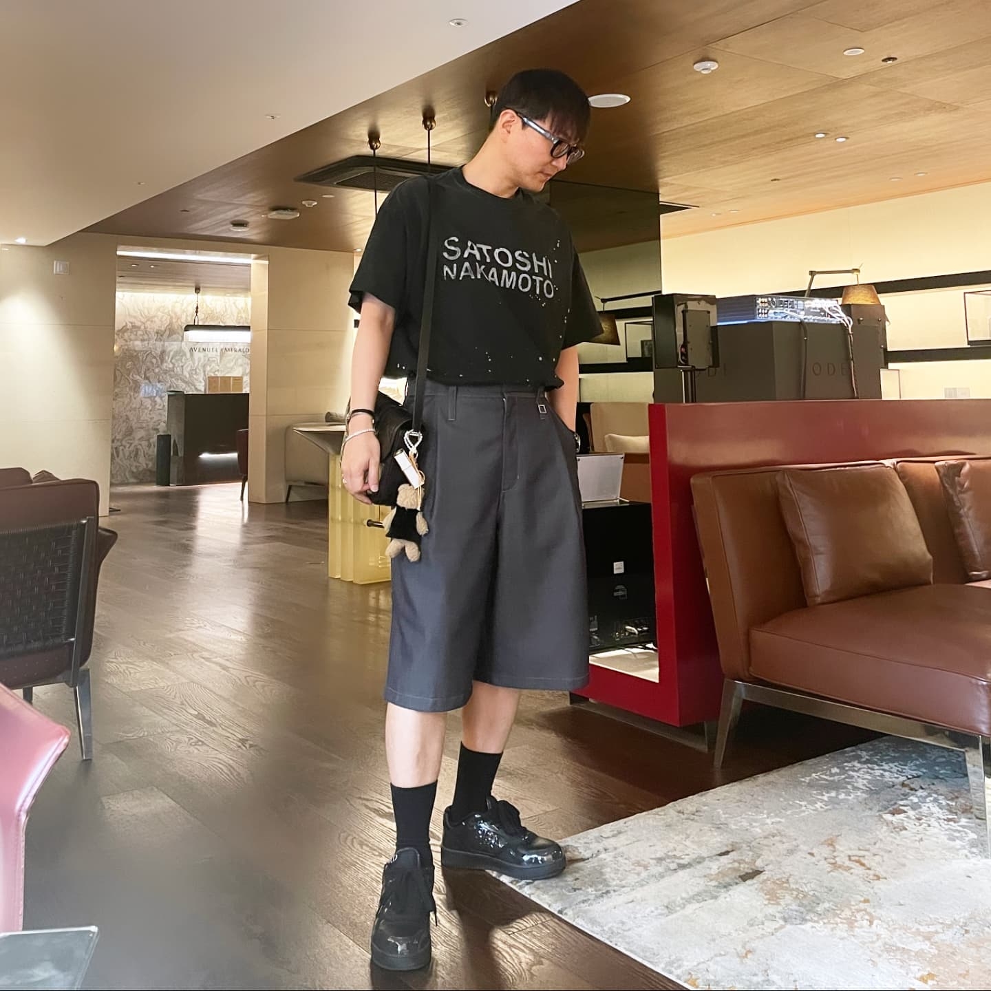 Wooyoungmi Denim Like Shorts Navy - 25SS, Monamhee x STU Coco Brown 착용 스타일 - 1