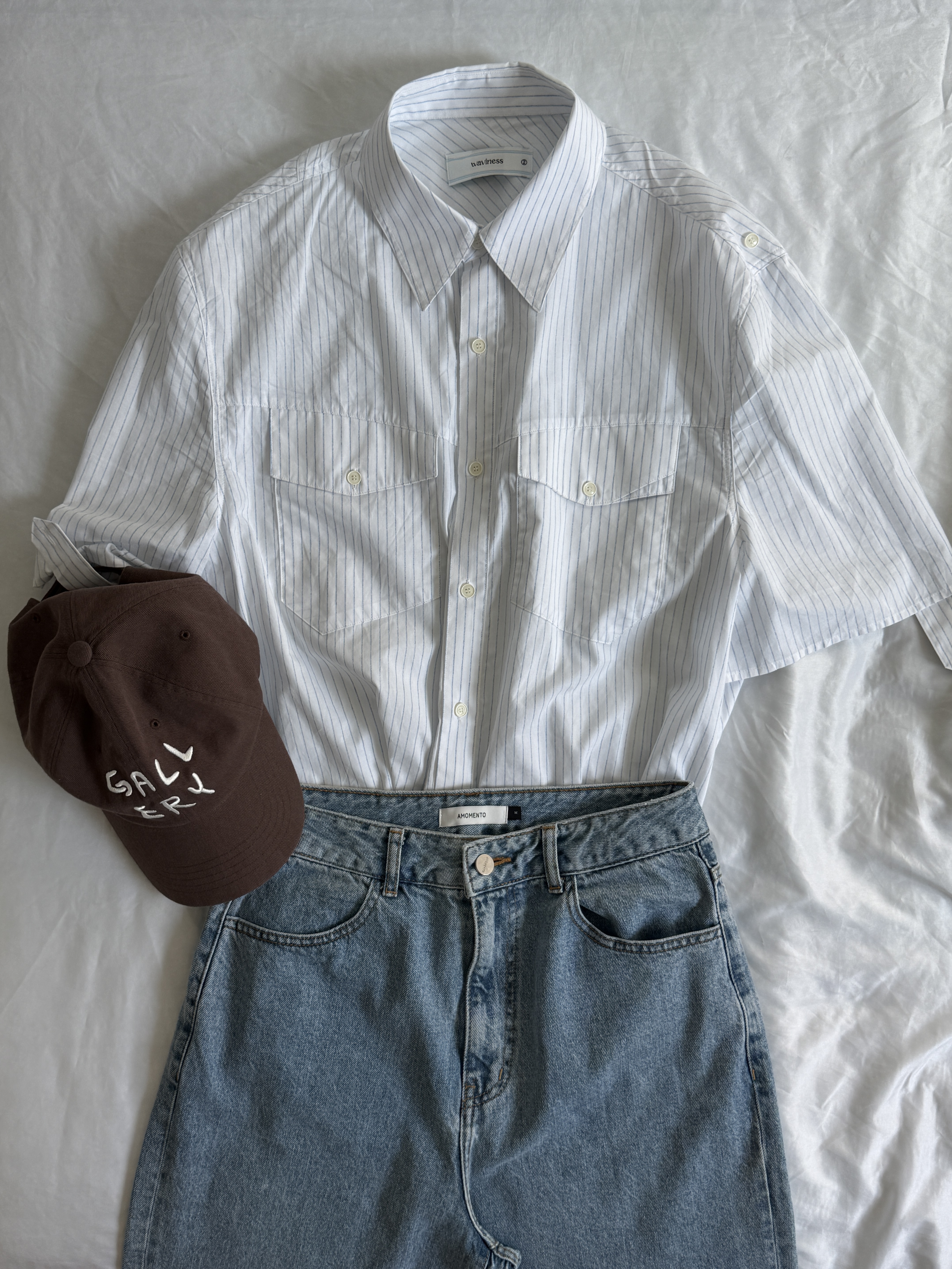 Waviness Horizon Stripe Half shirts Blue Stripe 착용 스타일