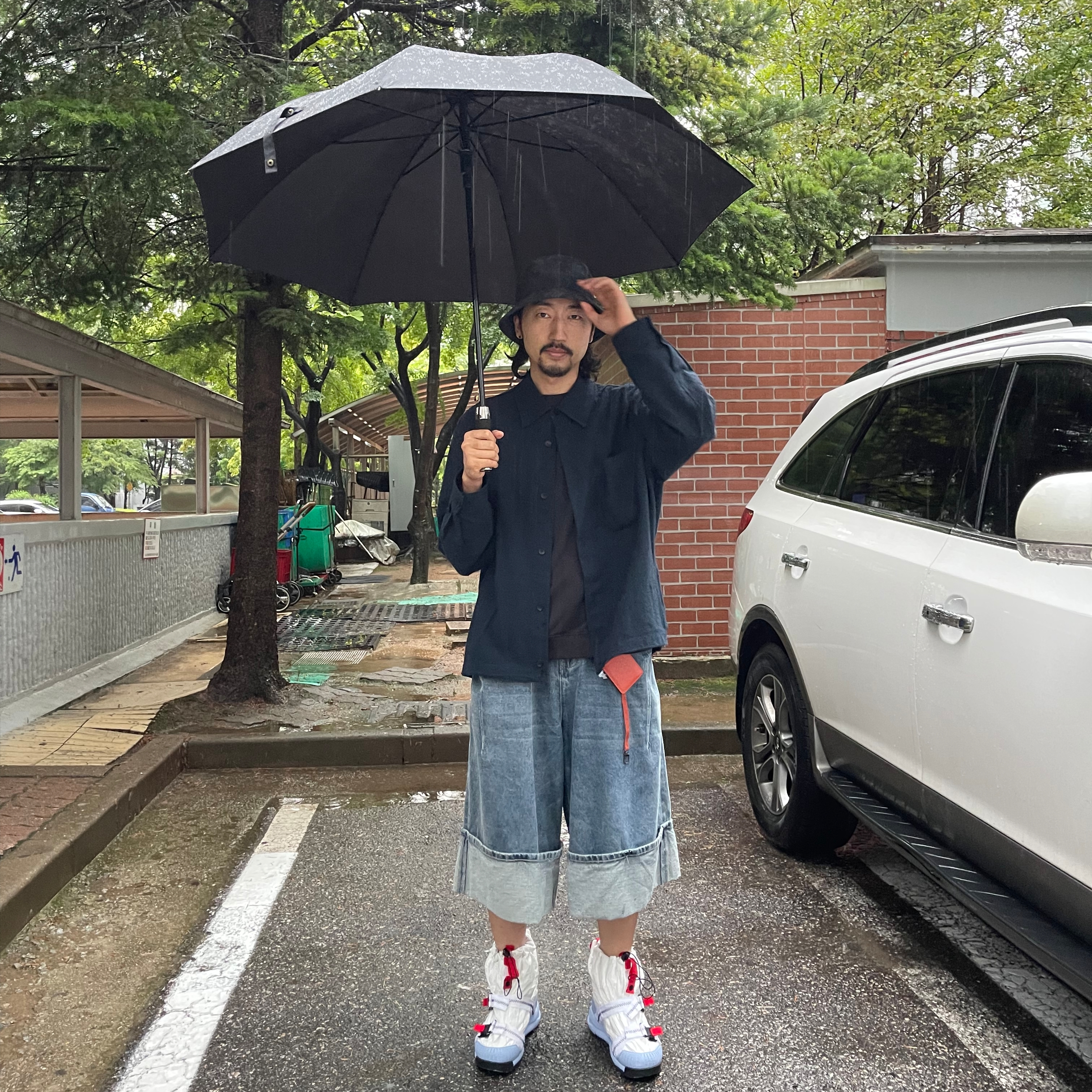 Nike x Tom Sachs Mars Yard Overshoe 3.0, Nike NRG Bucket Hat Black 착용 스타일 - 1