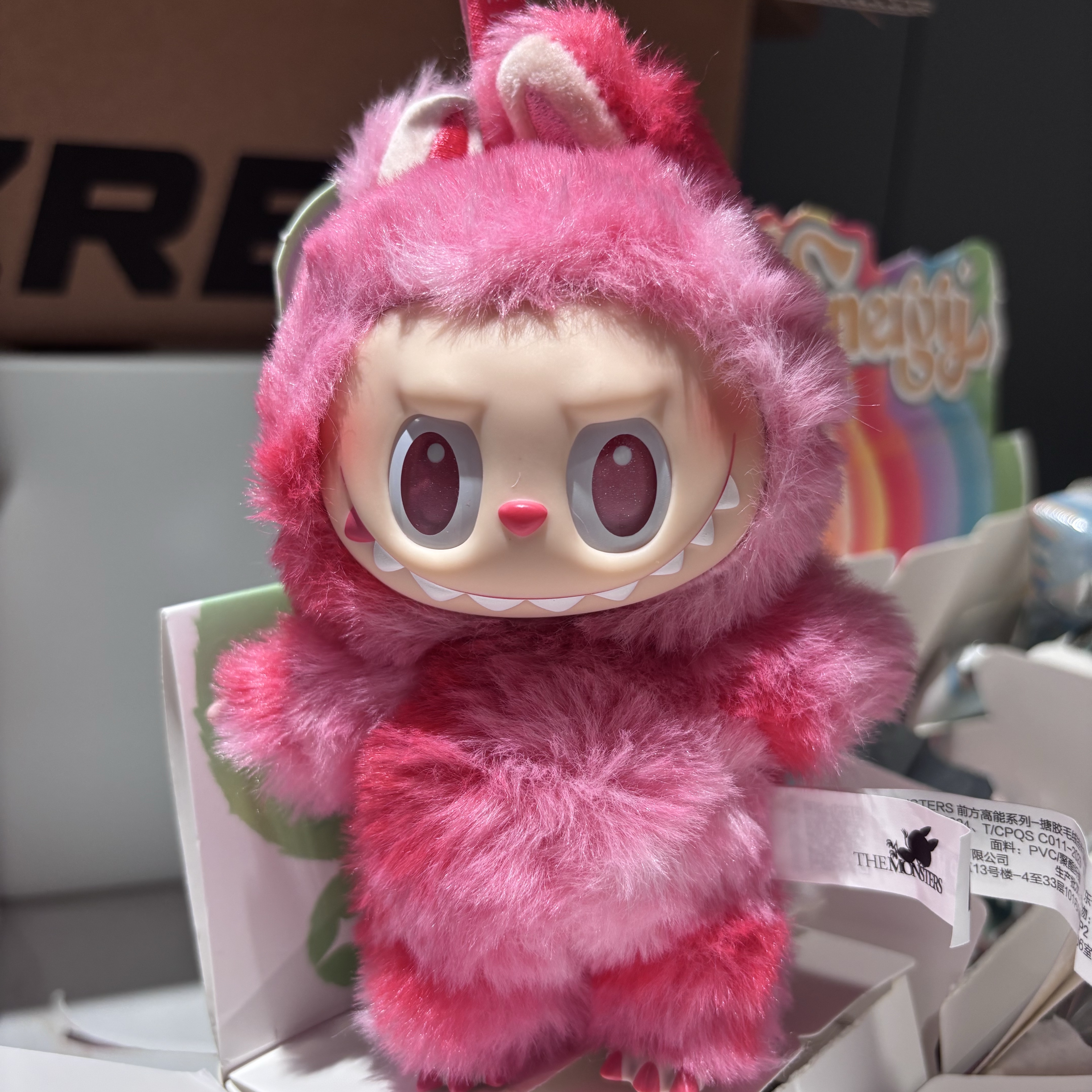 Pop Mart Labubu The Monsters Highlight Series Love Keyring (Opened Case) 착용 스타일