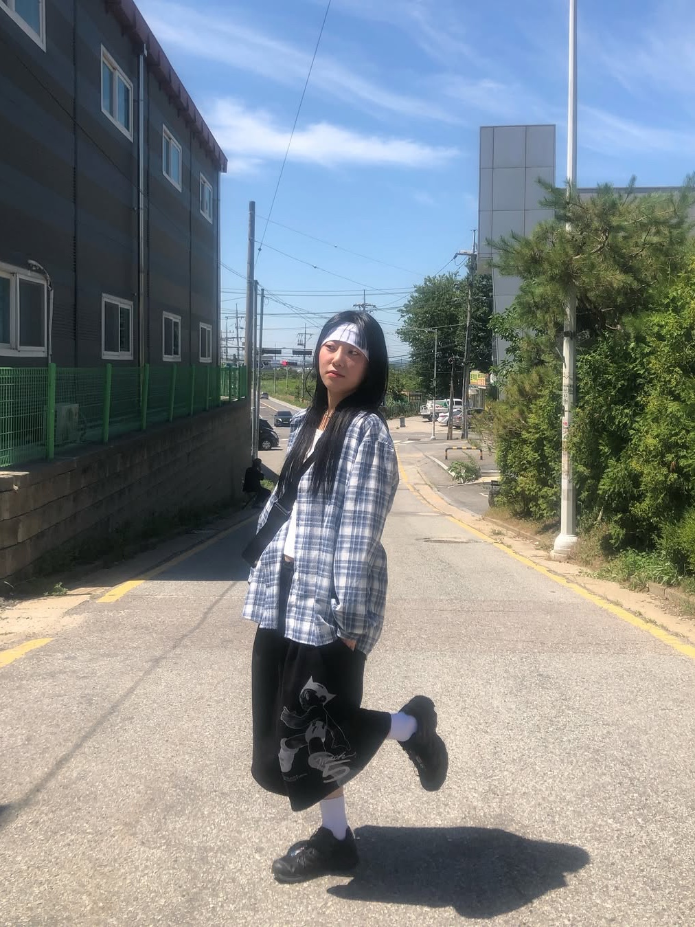 SLOW RECORD HOUSE Seersucker Oversized Check Shirts Blue 착용 스타일 - 6