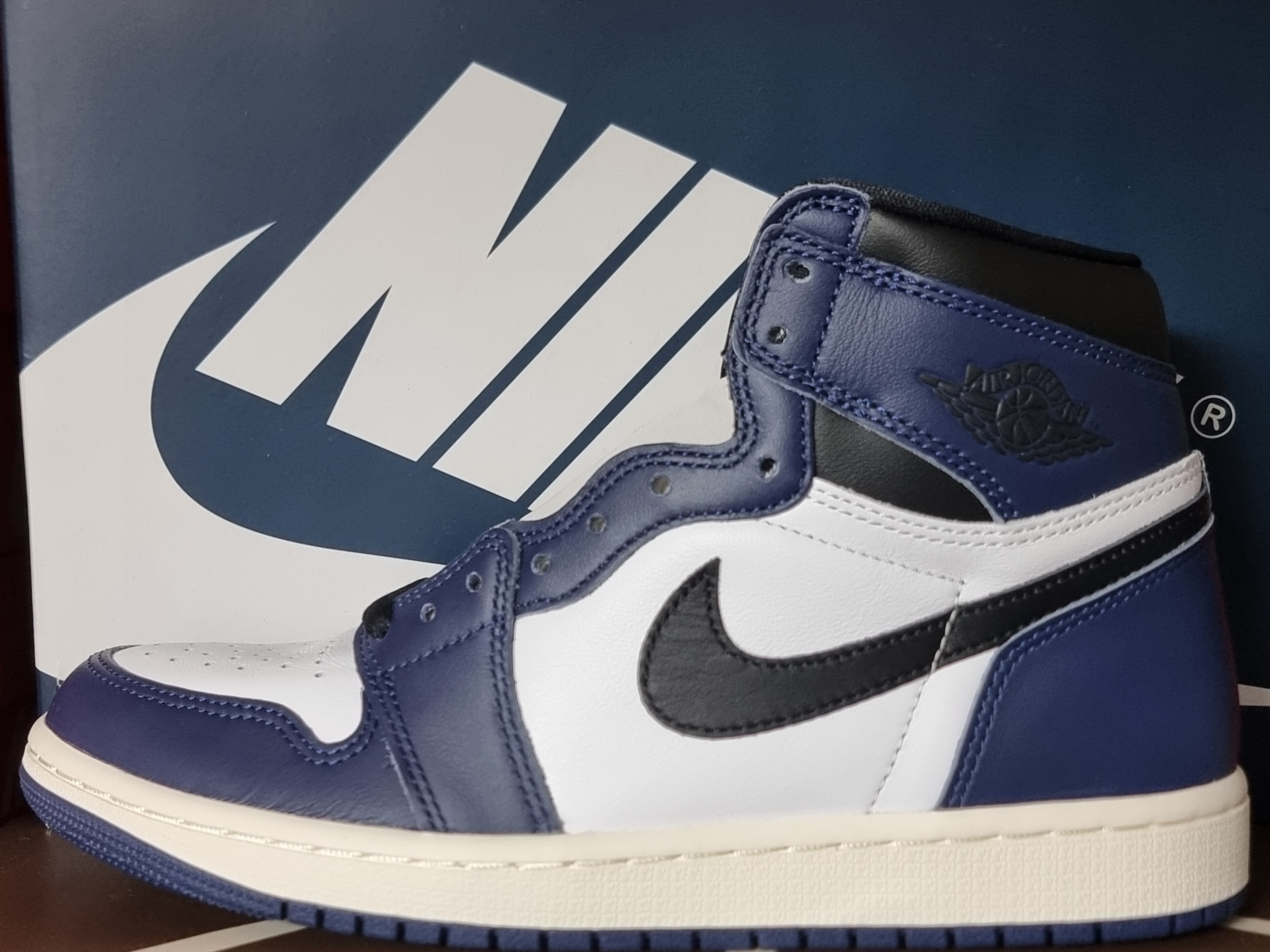 Jordan 1 Retro High OG Midnight Navy 착용 스타일