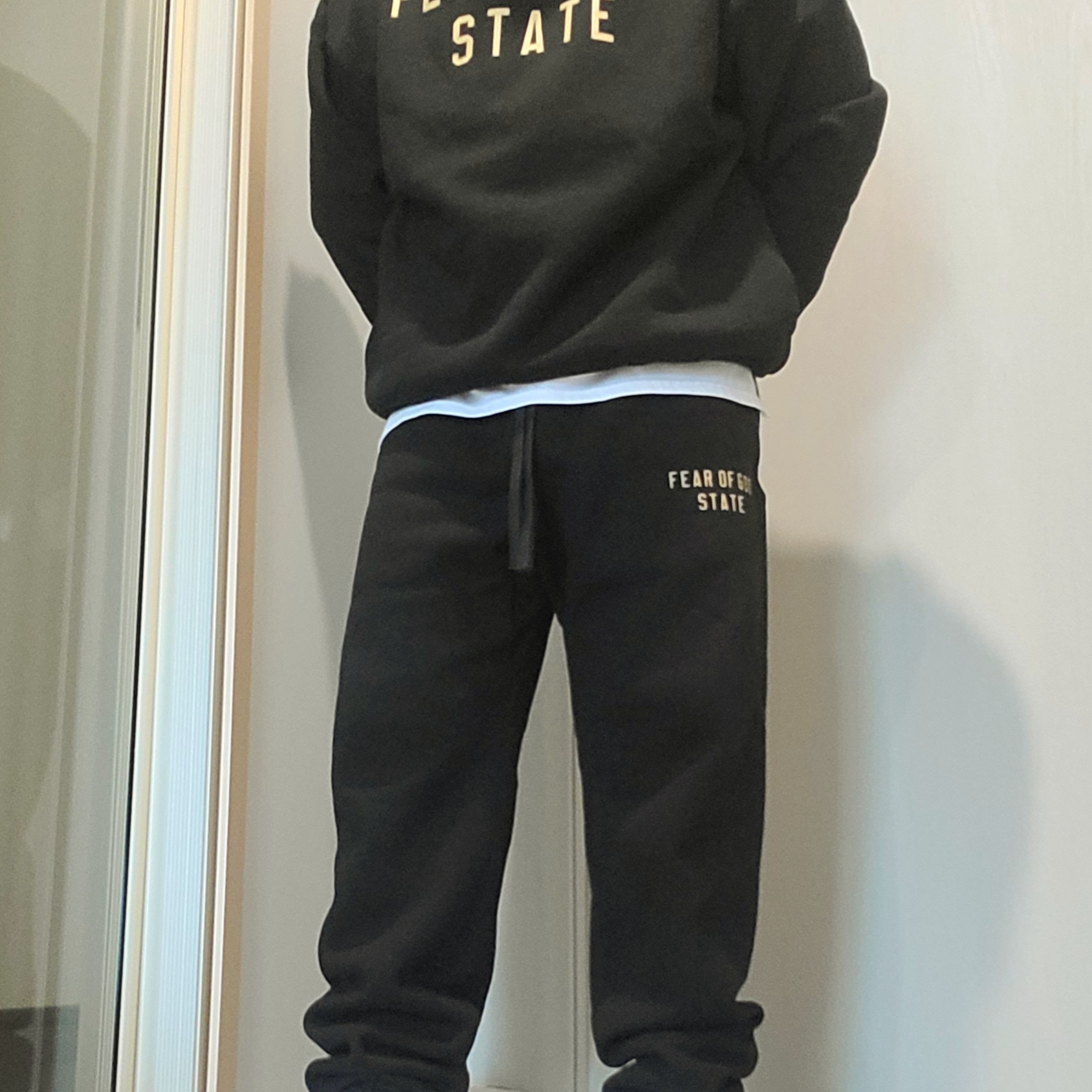 Essentials Fleece Essential State Sweatpant Black - 24FW, Essentials Fleece State Hoodie Black - 24FW 착용 스타일 - 2
