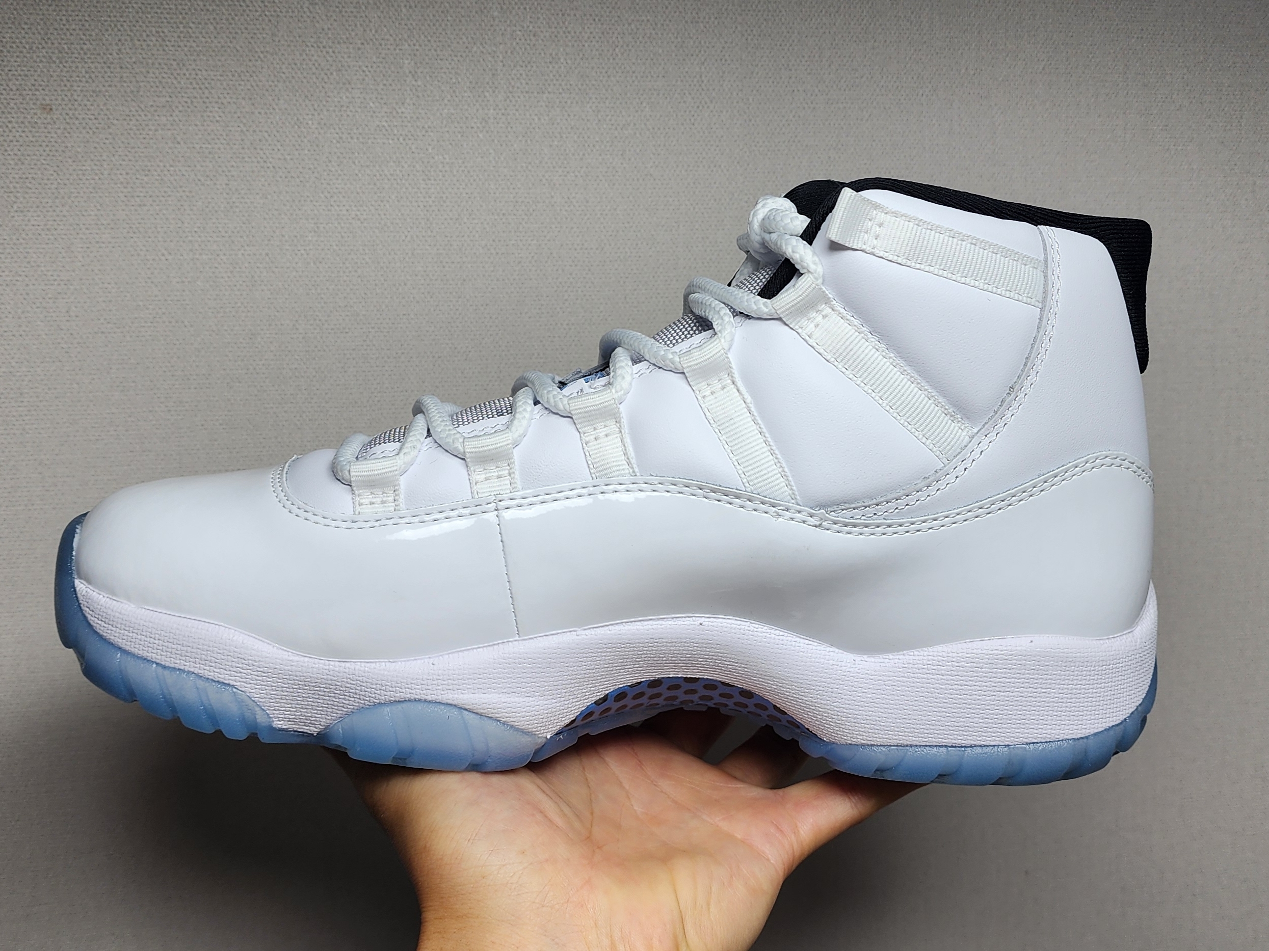 Jordan 11 Retro Legend Blue 2024 착용 스타일