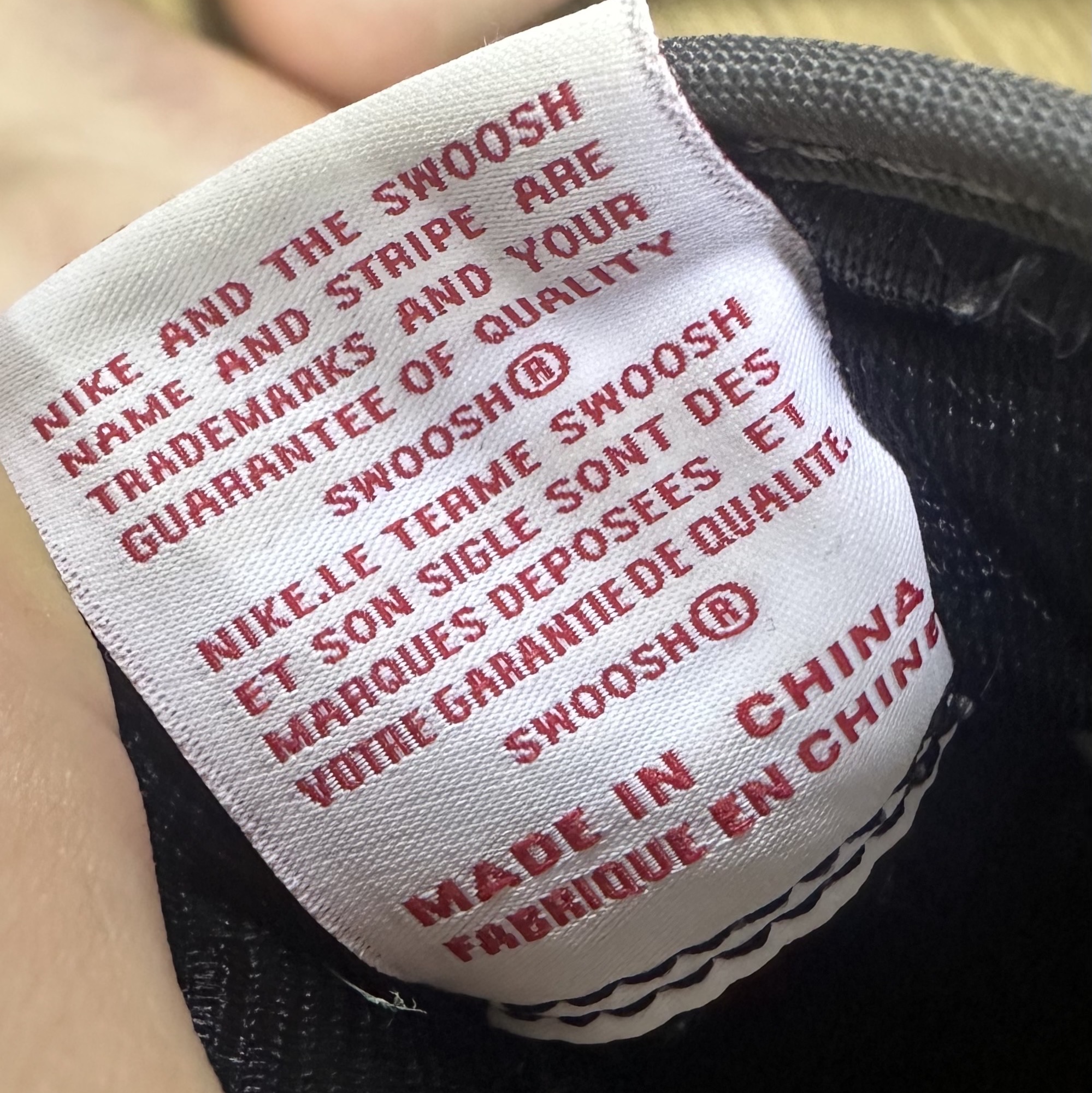 Jordan 1 x Travis Scott Retro Low OG SP Sail and Ridgerock 착용 스타일 - 7