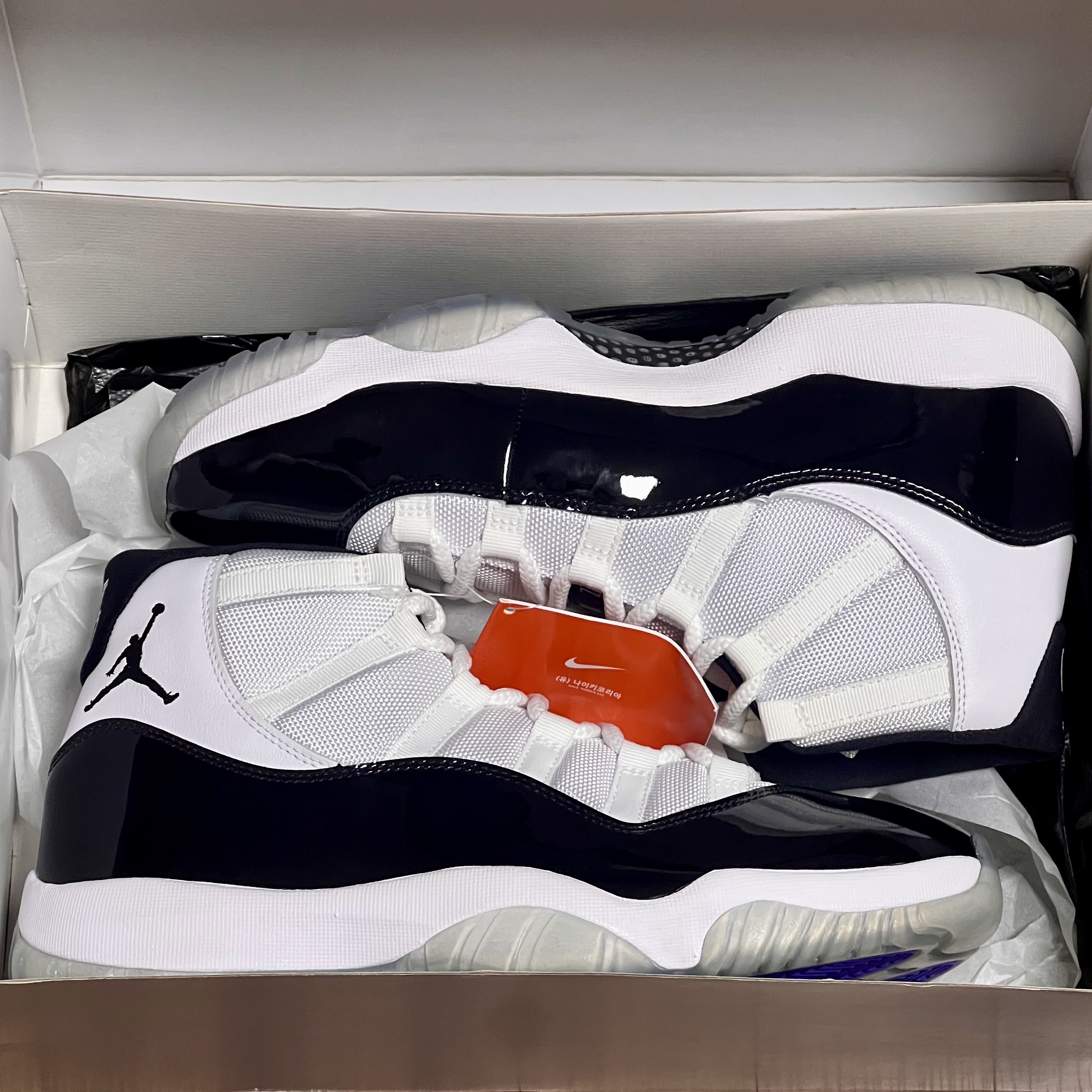 Jordan 11 Retro Concord 2018 착용 스타일