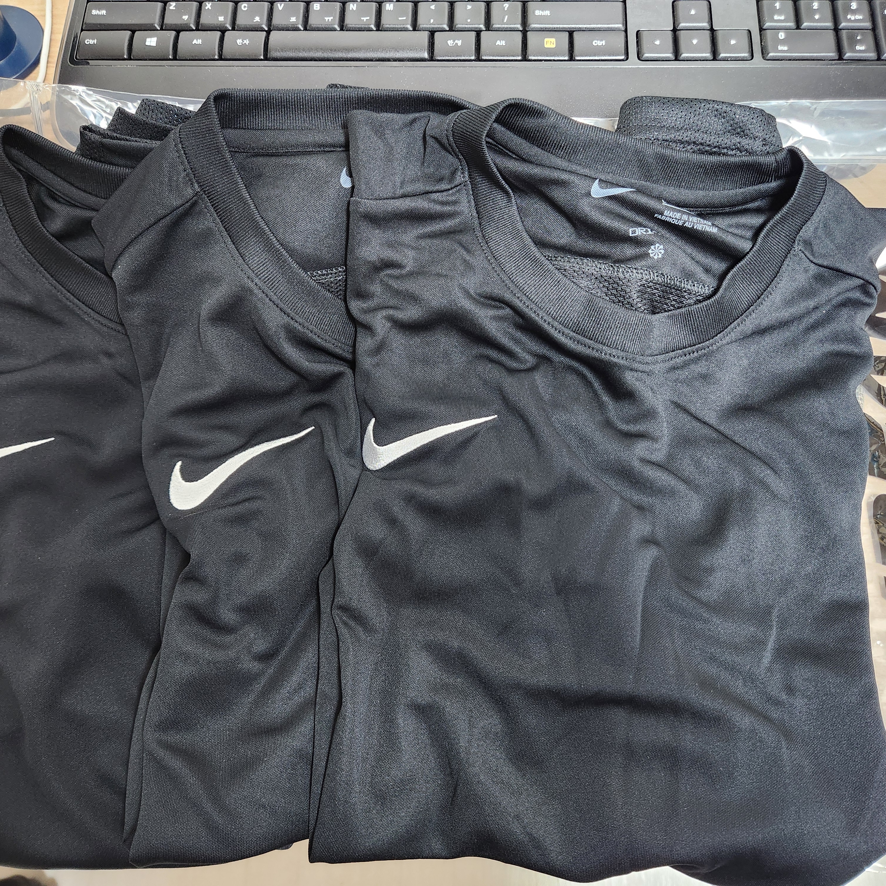 Nike Dri-Fit Park 7 T-Shirt Black (Bundle of 3) 착용 스타일