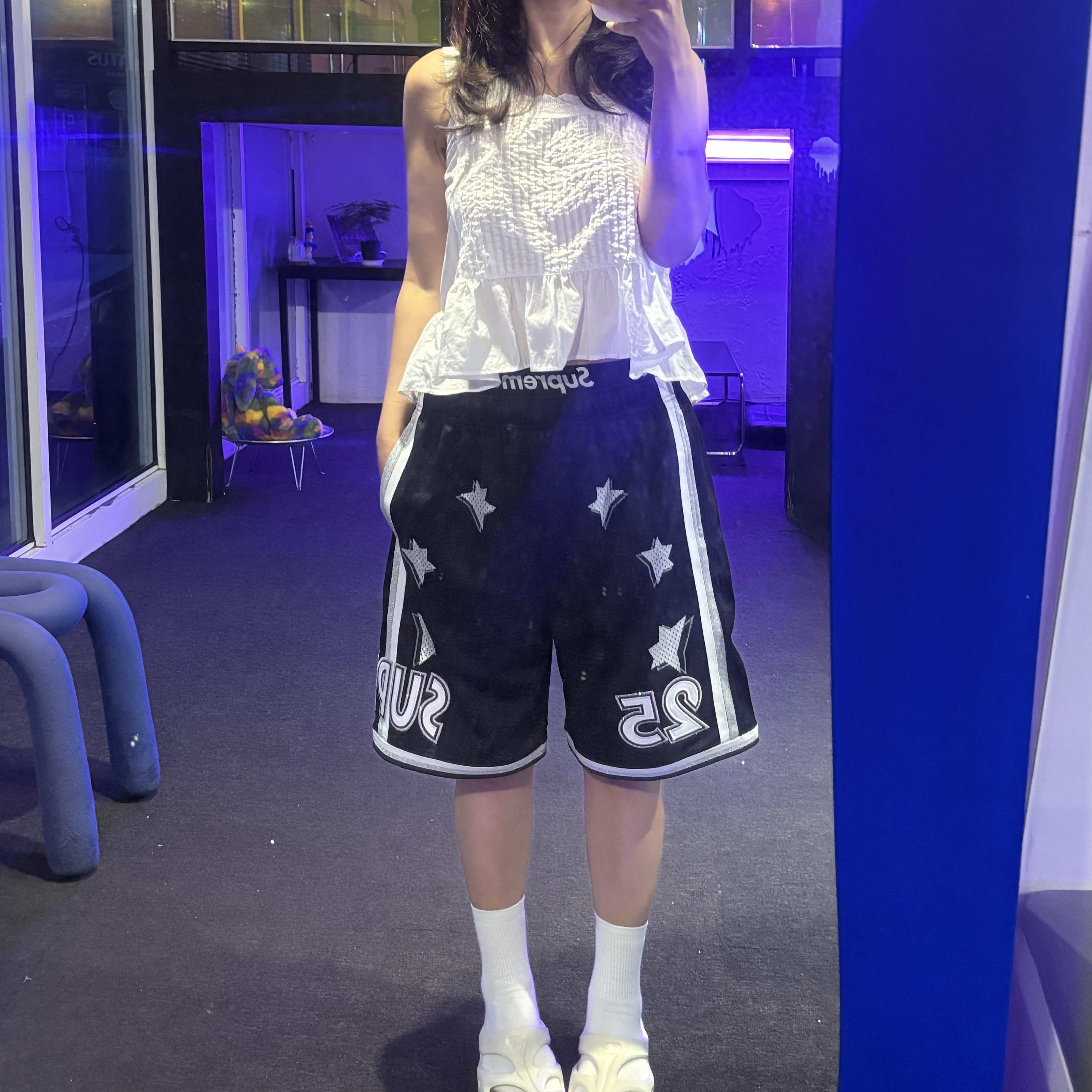 Supreme All Star Basketball Shorts Black - 25SS, Keen Shanti Slides Women Silver Birch/Plaza Taupe 착용 스타일