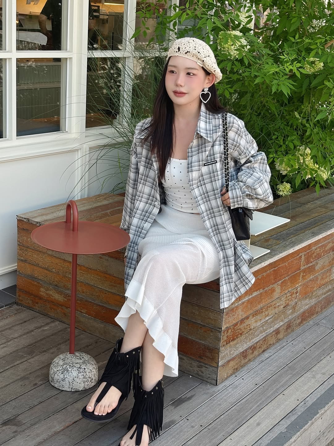 SLOW RECORD HOUSE Seersucker Oversized Check Shirts Black 착용 스타일 - 1