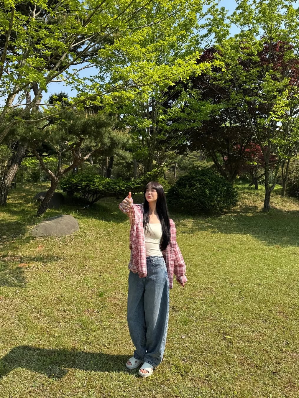 SLOW RECORD HOUSE Seersucker Oversized Check Shirts Red 착용 스타일 - 4