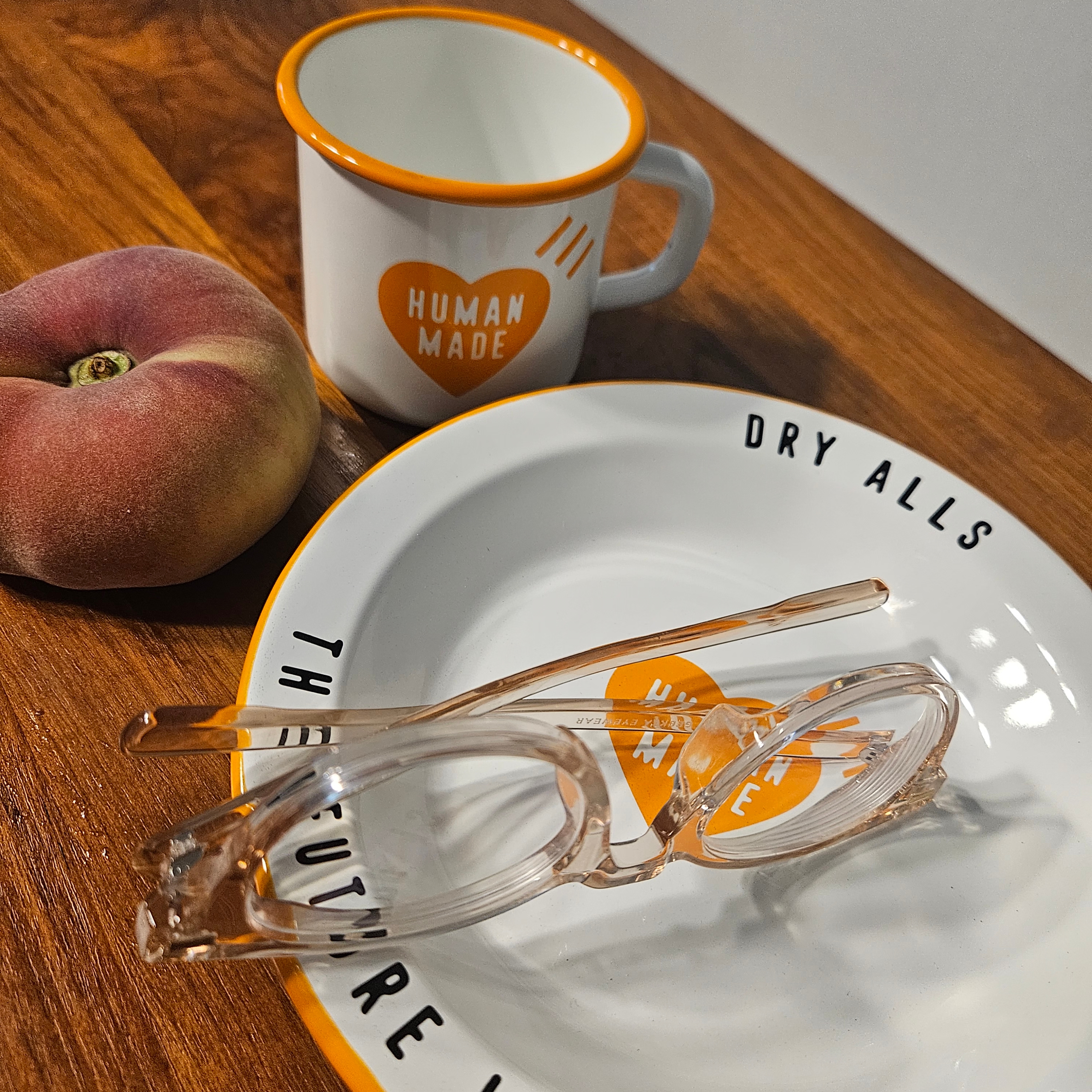 Human Made Enamel Plate 180mm Orange, Human Made Enamel Mug 270ml Orange 착용 스타일 - 5
