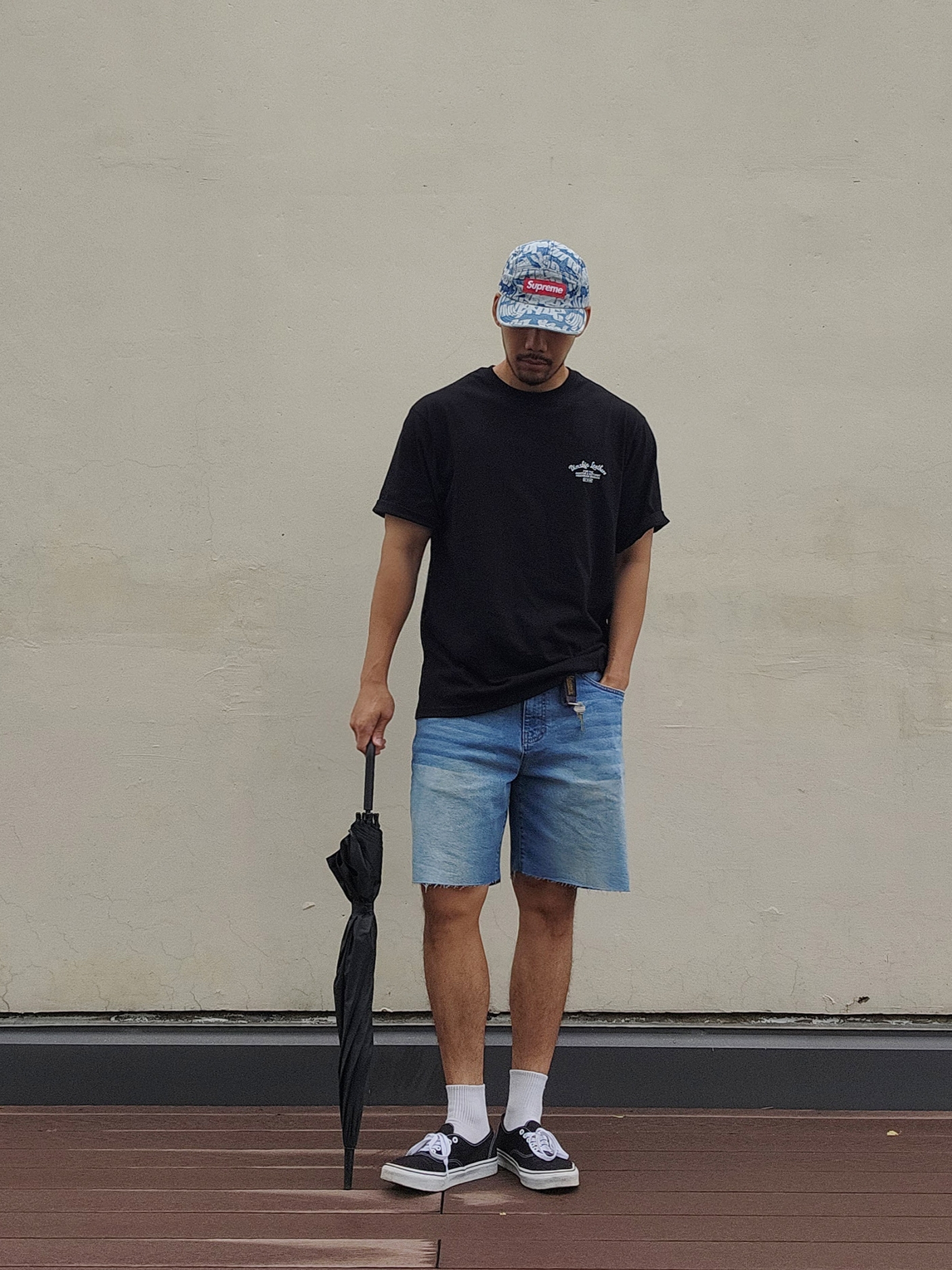 Supreme Fat Tip Jacquard Denim Camp Cap Blue - 22SS, Vans Authentic Black White 착용 스타일 - 1